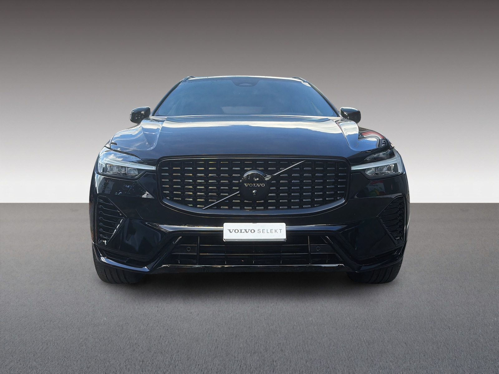 VOLVO XC60 2.0 T8 TE XCENTRIC Black Edition eAWD-image-2