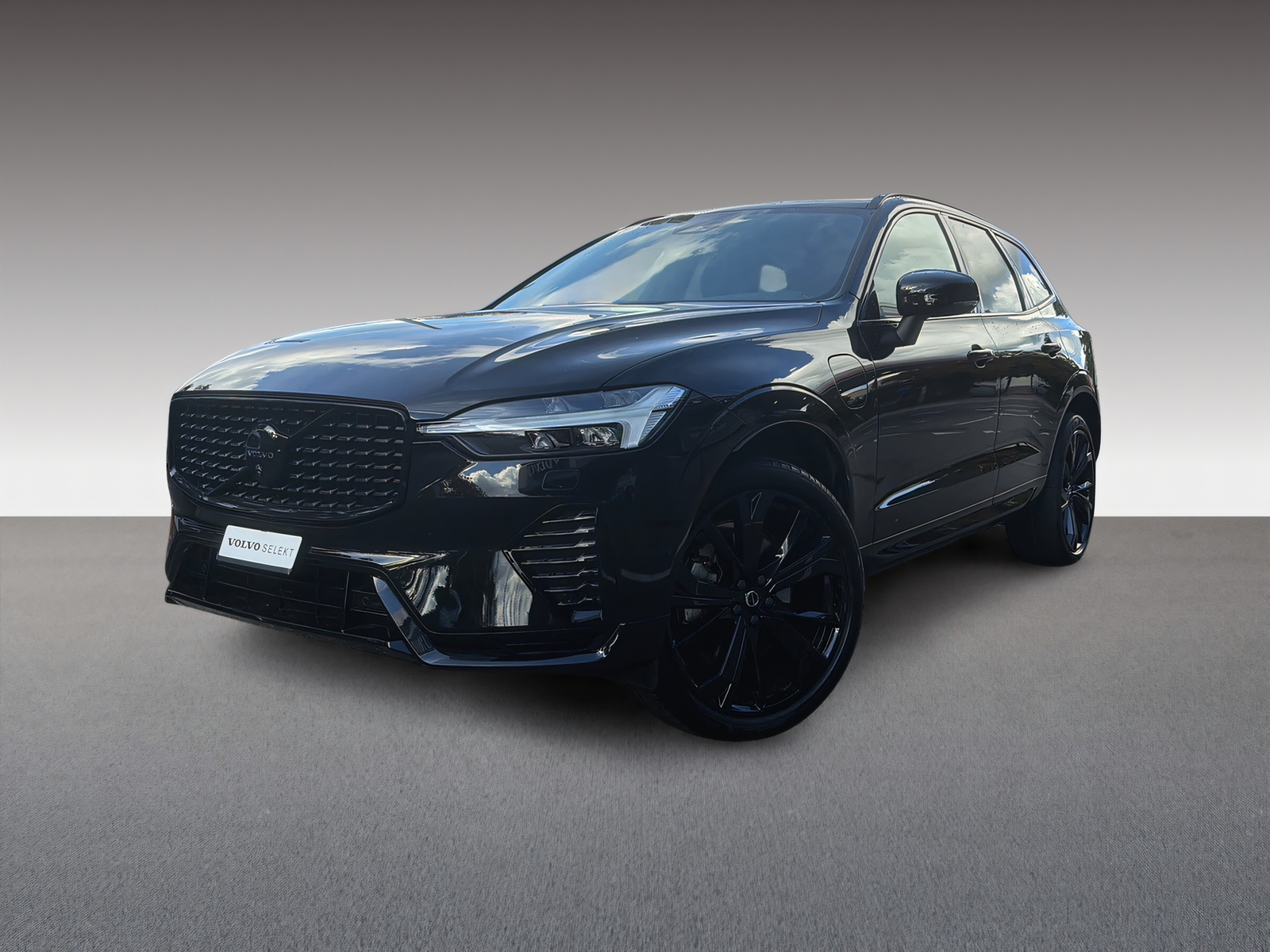 VOLVO XC60 2.0 T8 TE XCENTRIC Black Edition eAWD-image-0