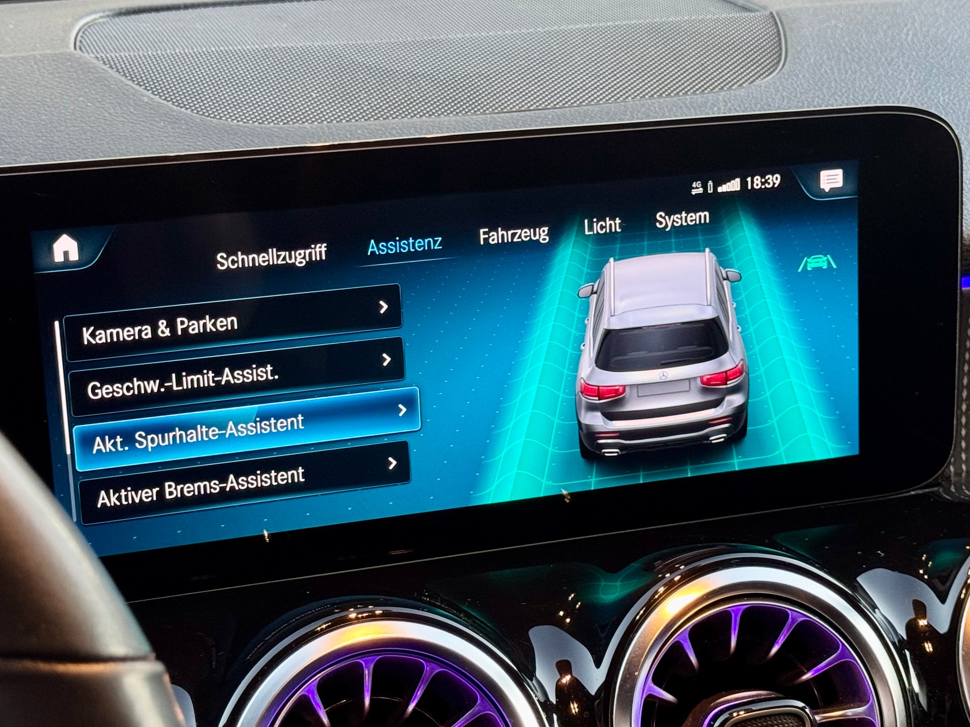 MERCEDES-BENZ GLB 220 d 4Matic Progressive 8G-Tronic-image-16