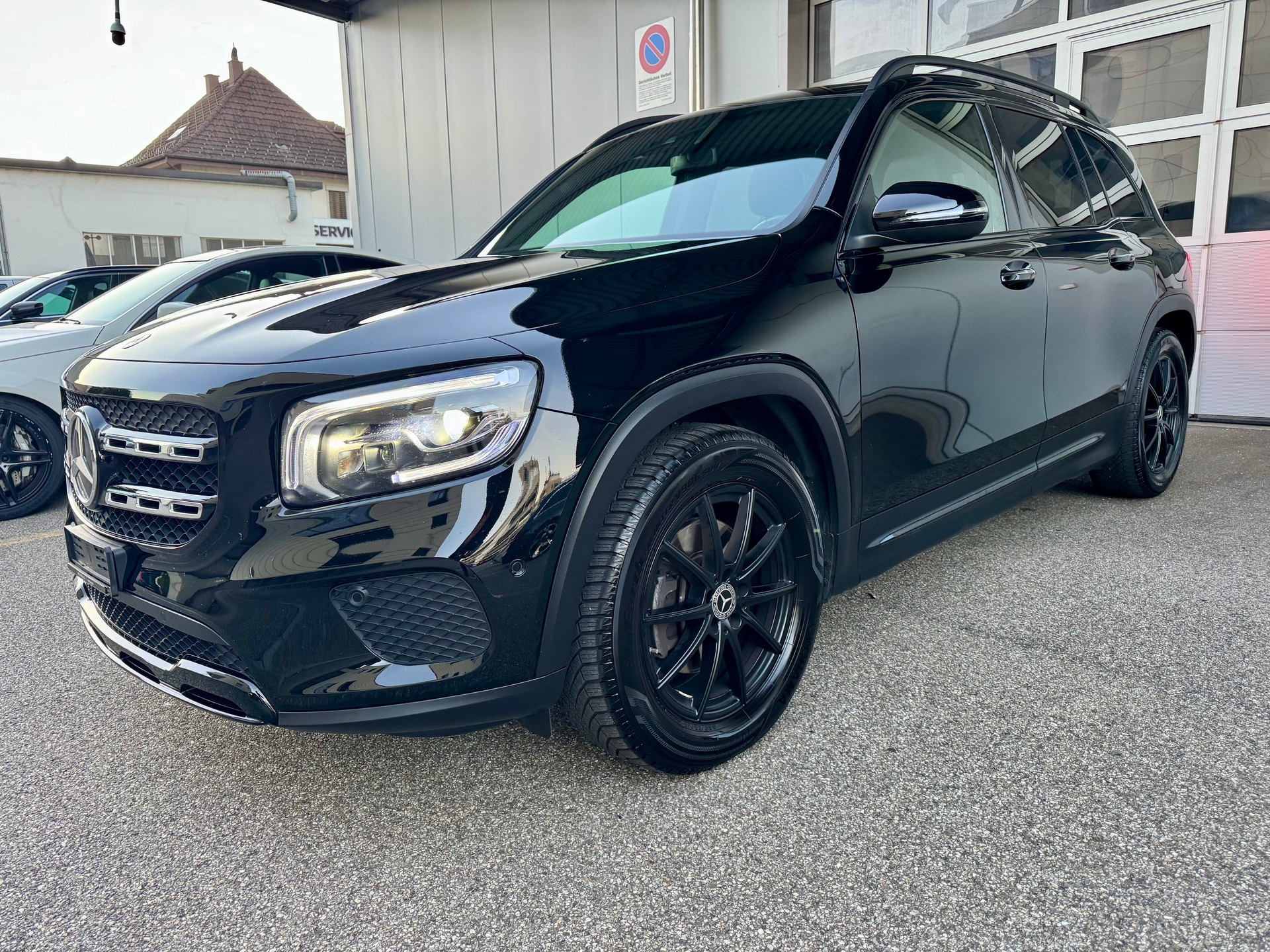 MERCEDES-BENZ GLB 220 d 4Matic Progressive 8G-Tronic-image-2