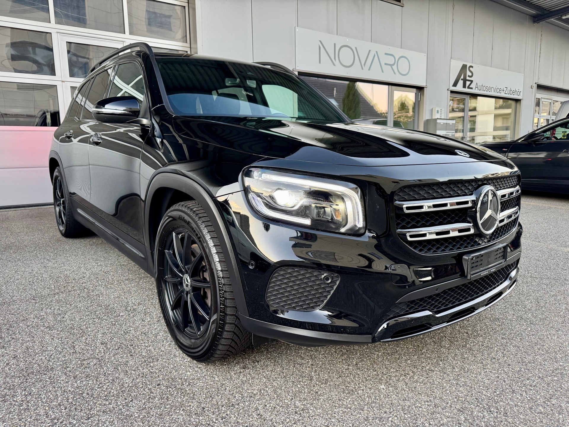 MERCEDES-BENZ GLB 220 d 4Matic Progressive 8G-Tronic-image-0