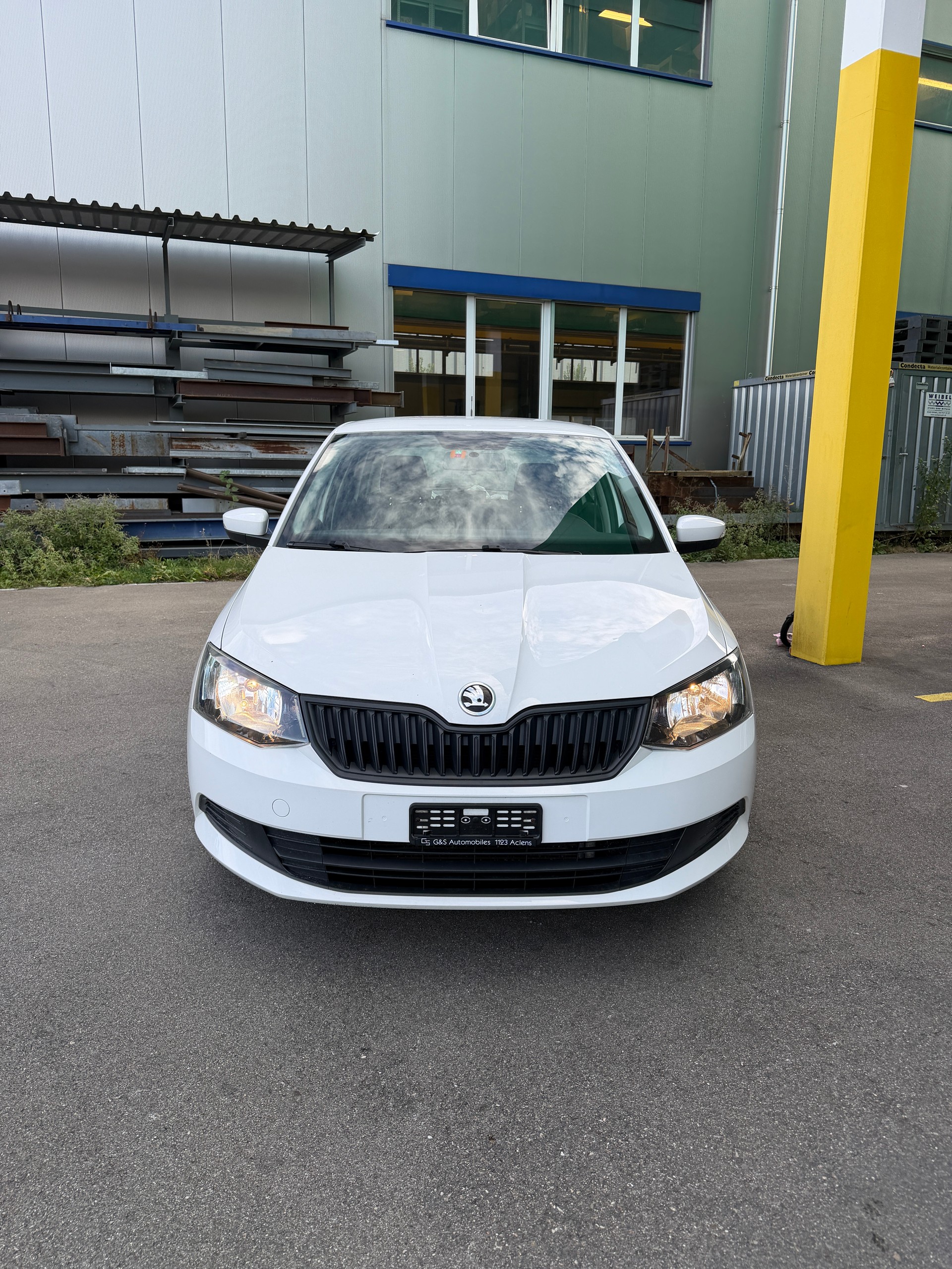SKODA Fabia 1.0 Active-image-1