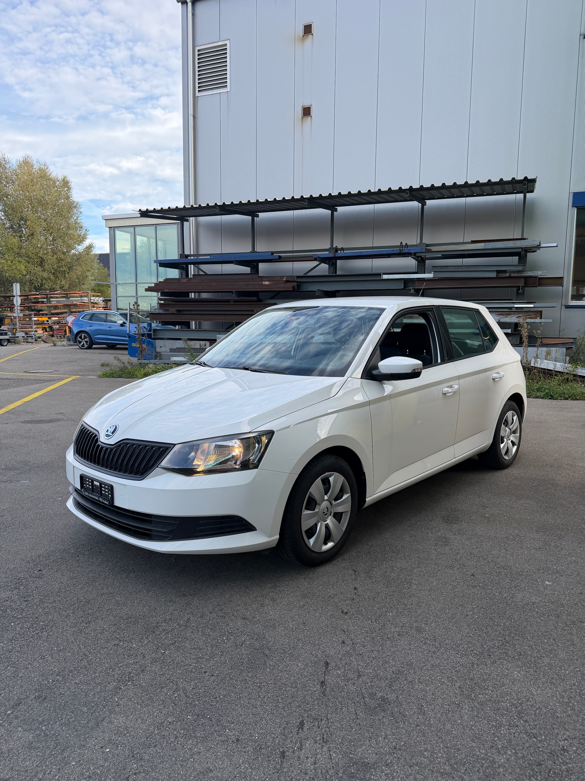 SKODA Fabia 1.0 Active-image-2