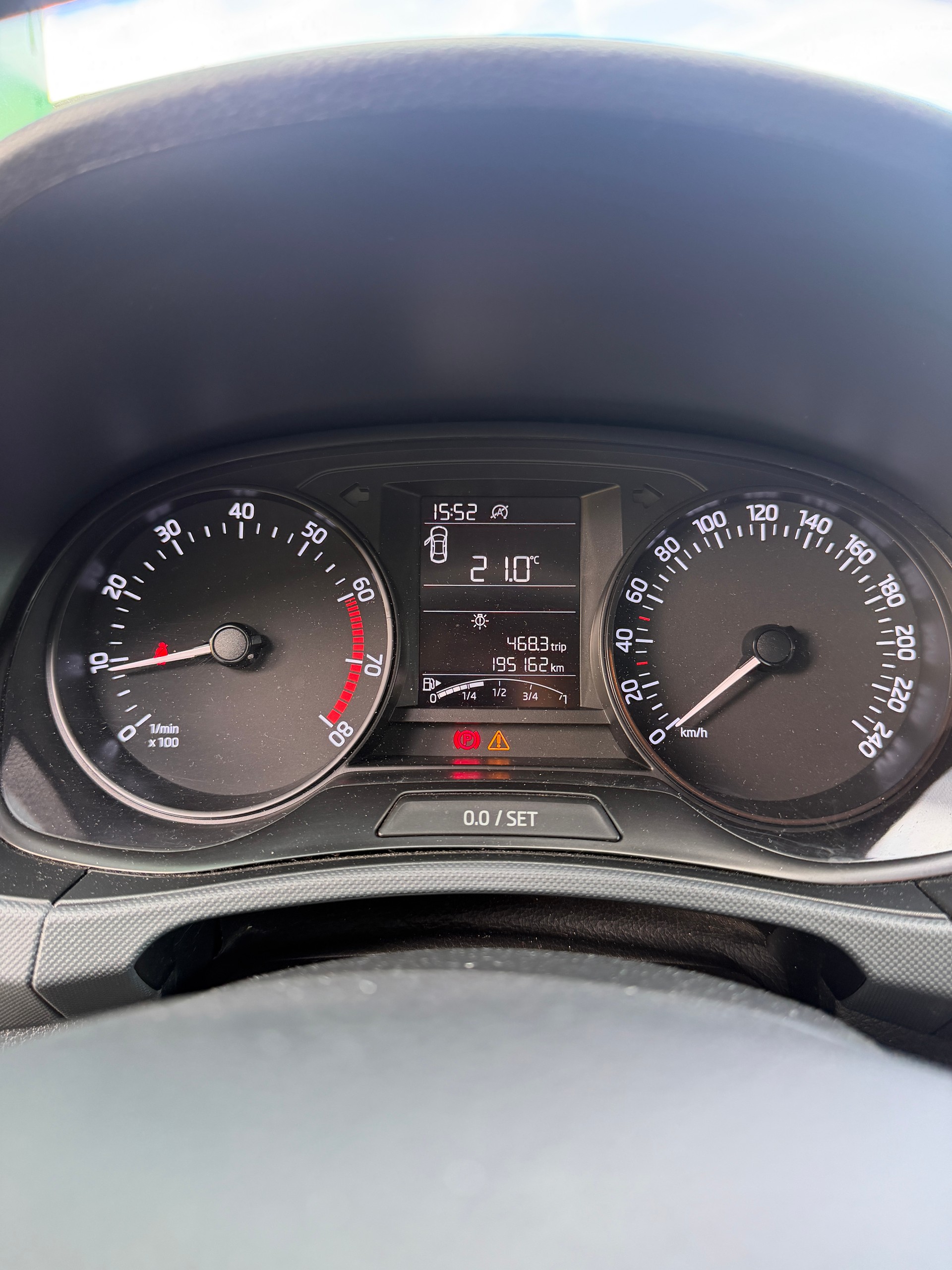 SKODA Fabia 1.0 Active-image-12