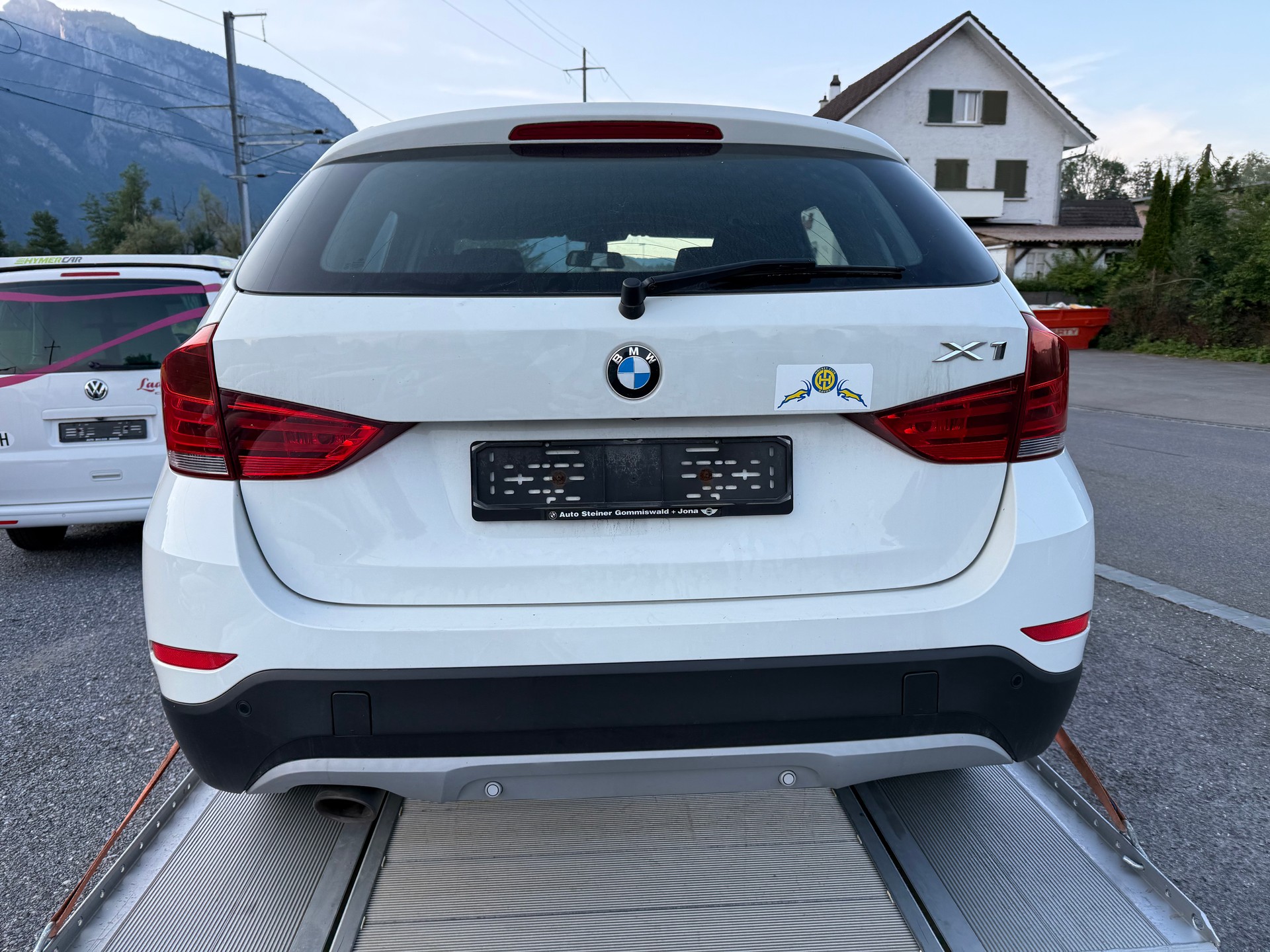 BMW X1 xDrive 18d-image-3