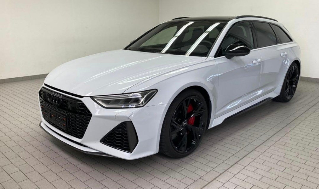 AUDI RS6 Avant 4.0 TFSI KERAMIK-CARBON-PANO