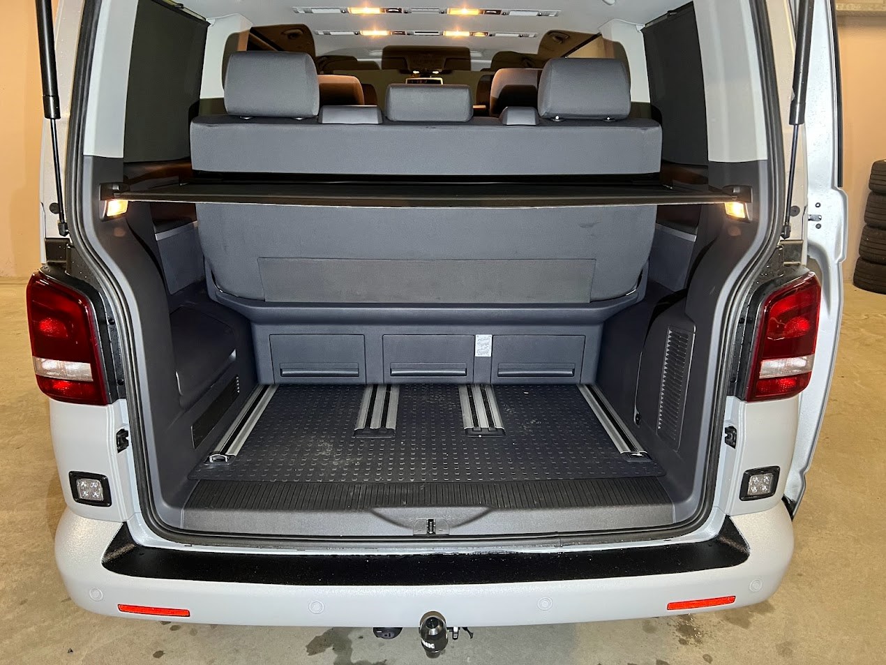 VW T5 Multivan 2.0 Bi-TDI CR Gravus 4Motion-image-15