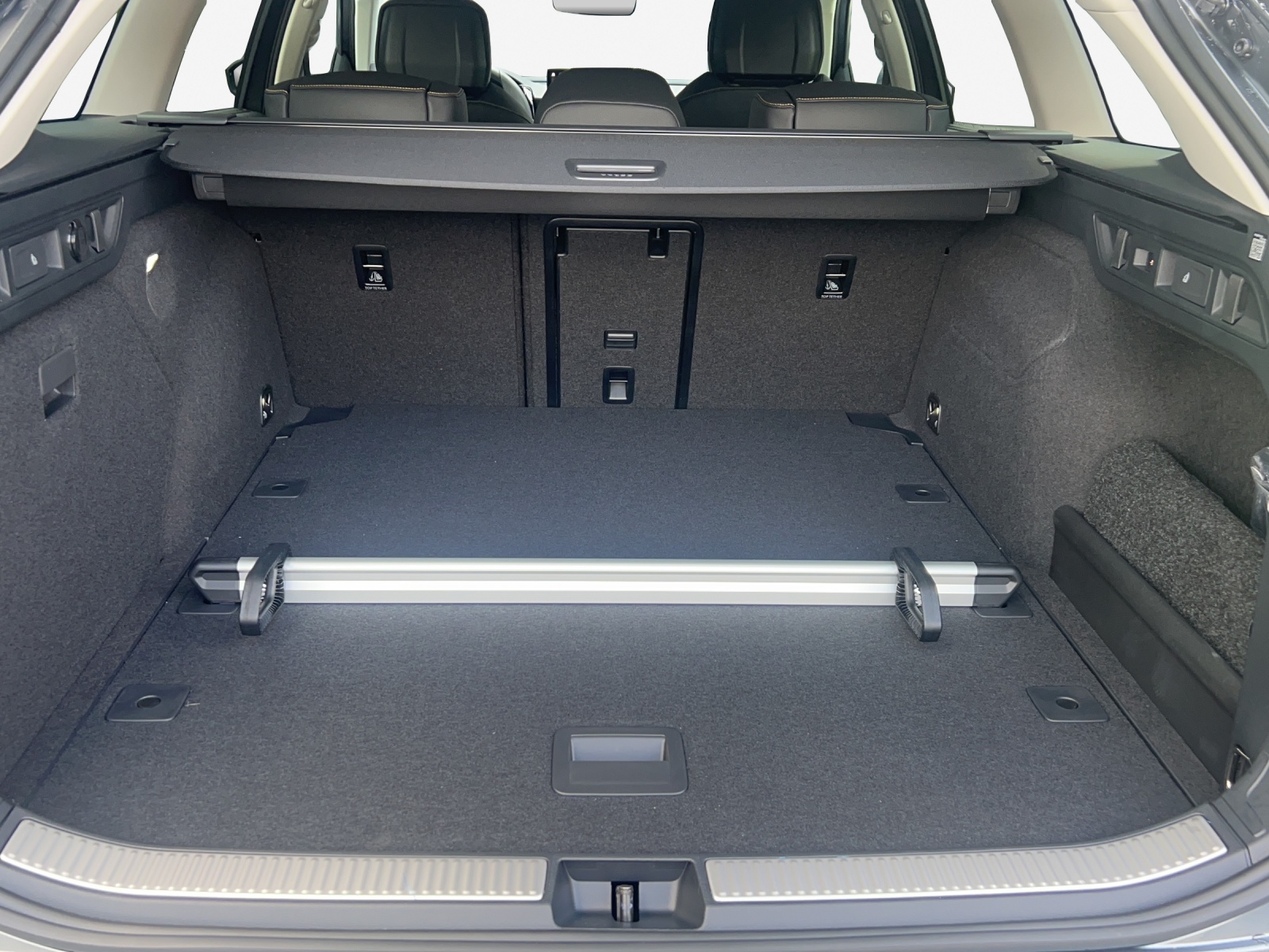 SKODA Superb Combi 2.0 TDi Selection 4x4 DSG-image-9