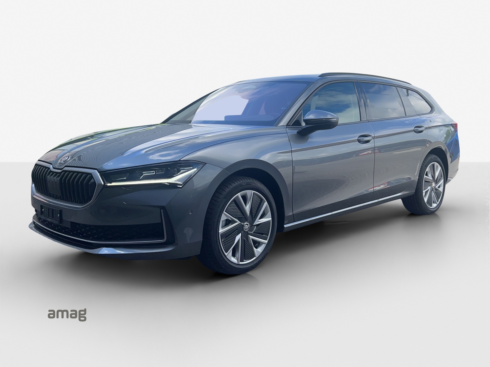 SKODA Superb Combi 2.0 TDi Selection 4x4 DSG-image-0