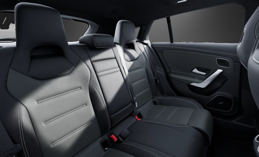 MERCEDES-BENZ CLA Shooting Brake 35 AMG 4Matic 8G-DCT-image-7