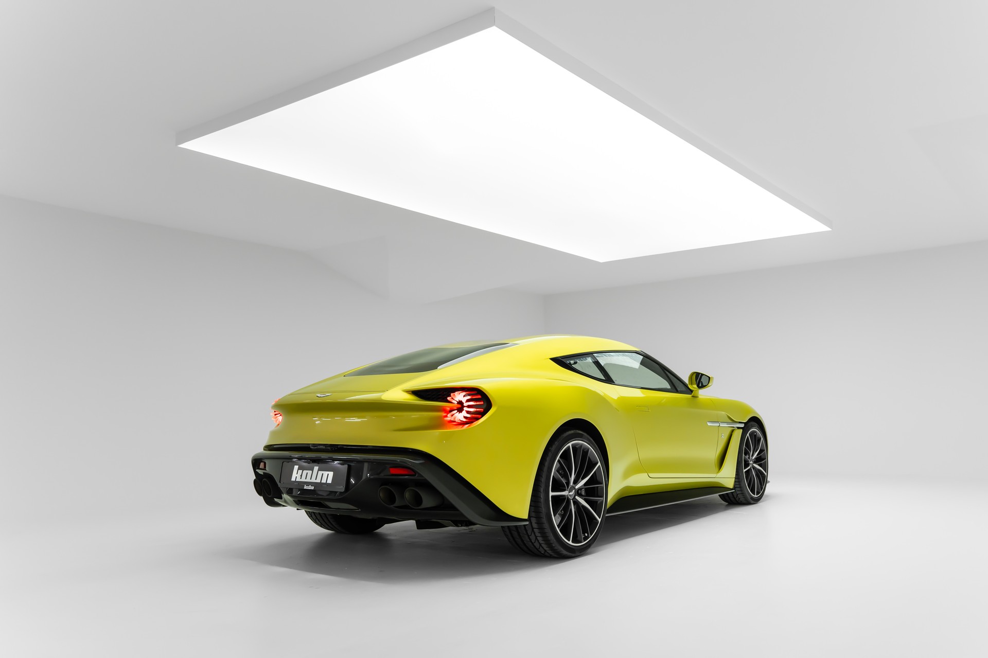 ASTON MARTIN Vanquish Zagato-image-3