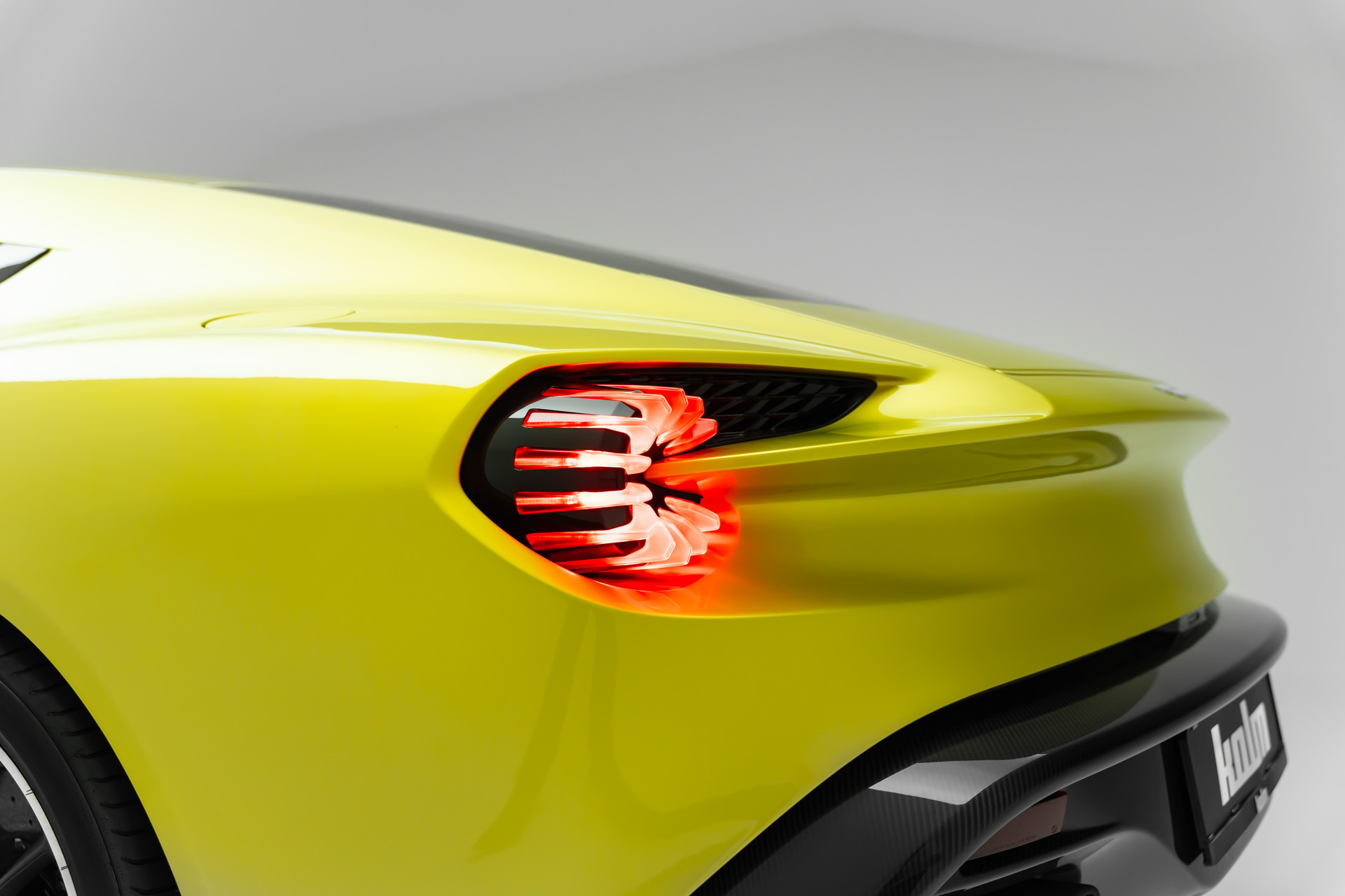 ASTON MARTIN Vanquish Zagato-image-16