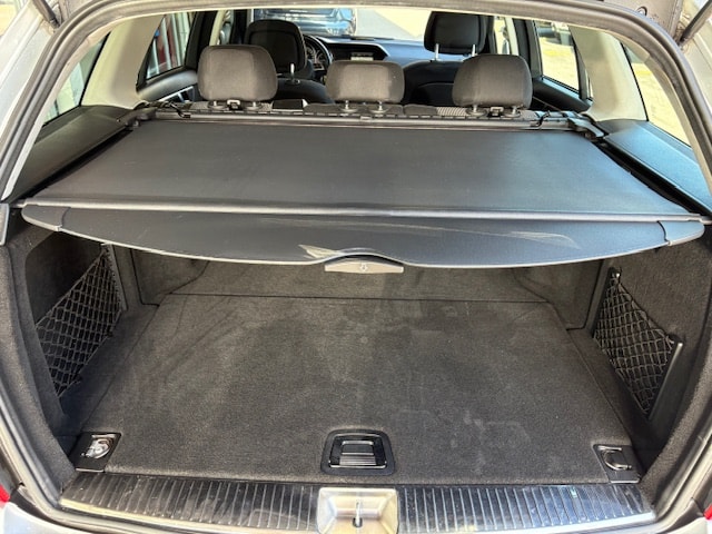 MERCEDES-BENZ C 220 CDI 4Matic 7G-Tronic-image-12