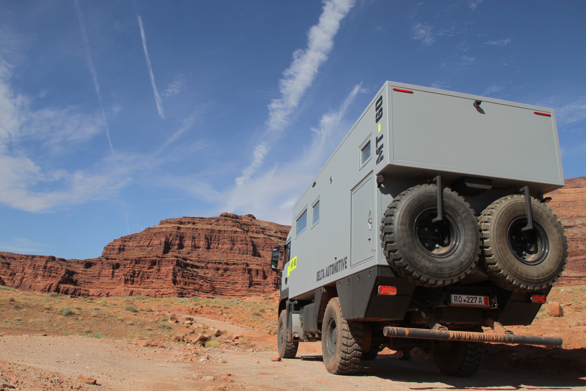 MAN TGS 18.400 4x4-image-15