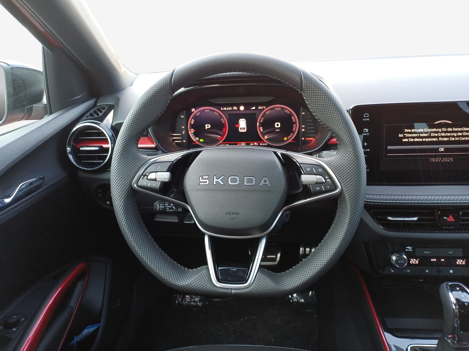 SKODA Fabia 1.0 TSI Monte Carlo DSG-image-9