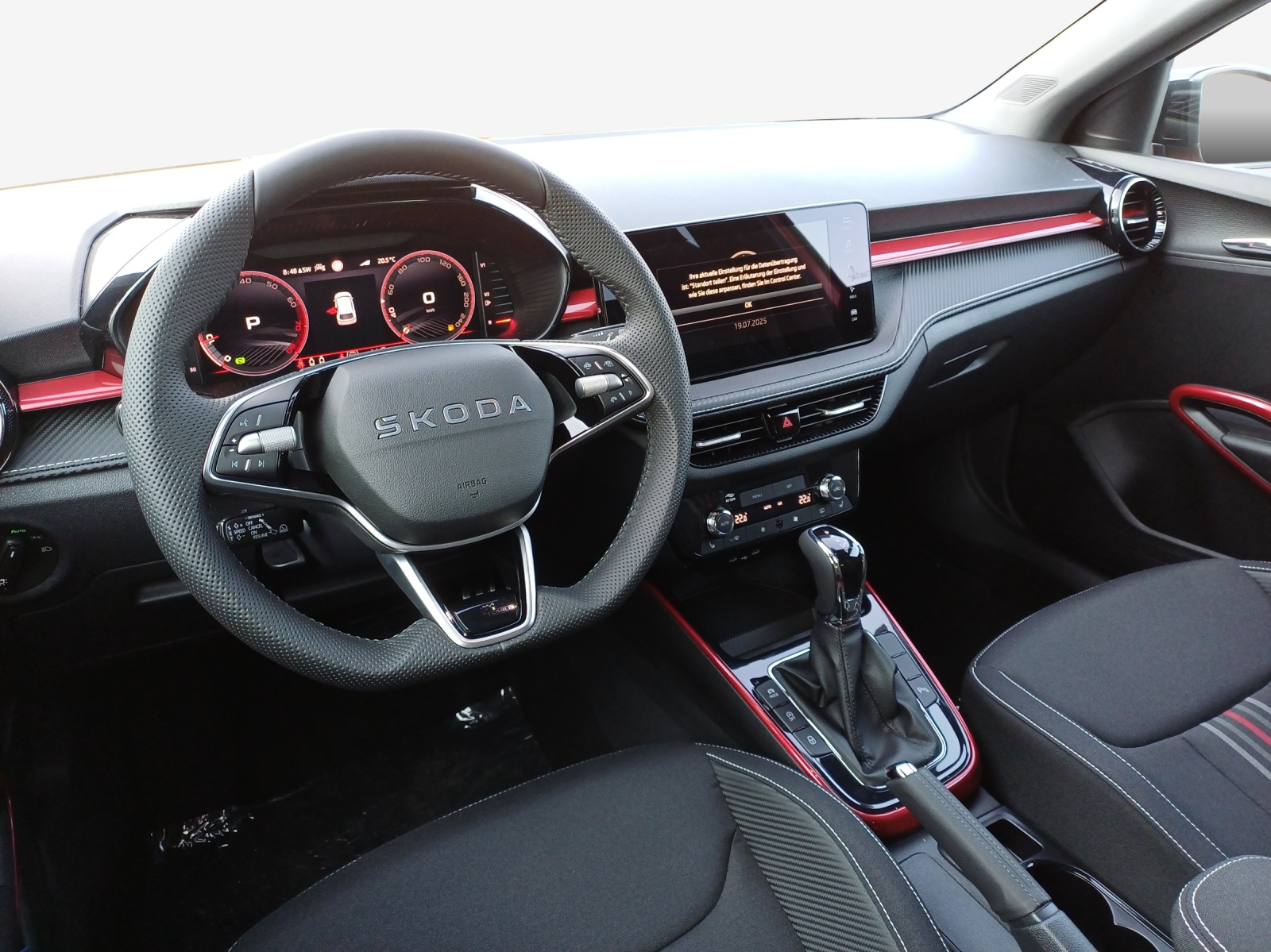 SKODA Fabia 1.0 TSI Monte Carlo DSG-image-10