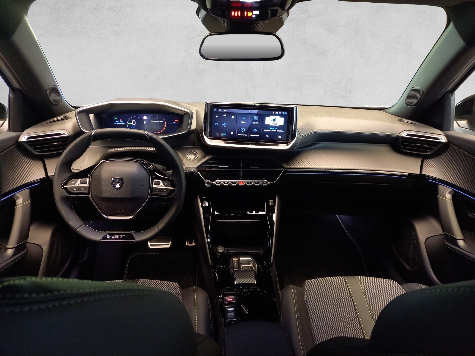 PEUGEOT 2008 e-GT 54kWh-image-9