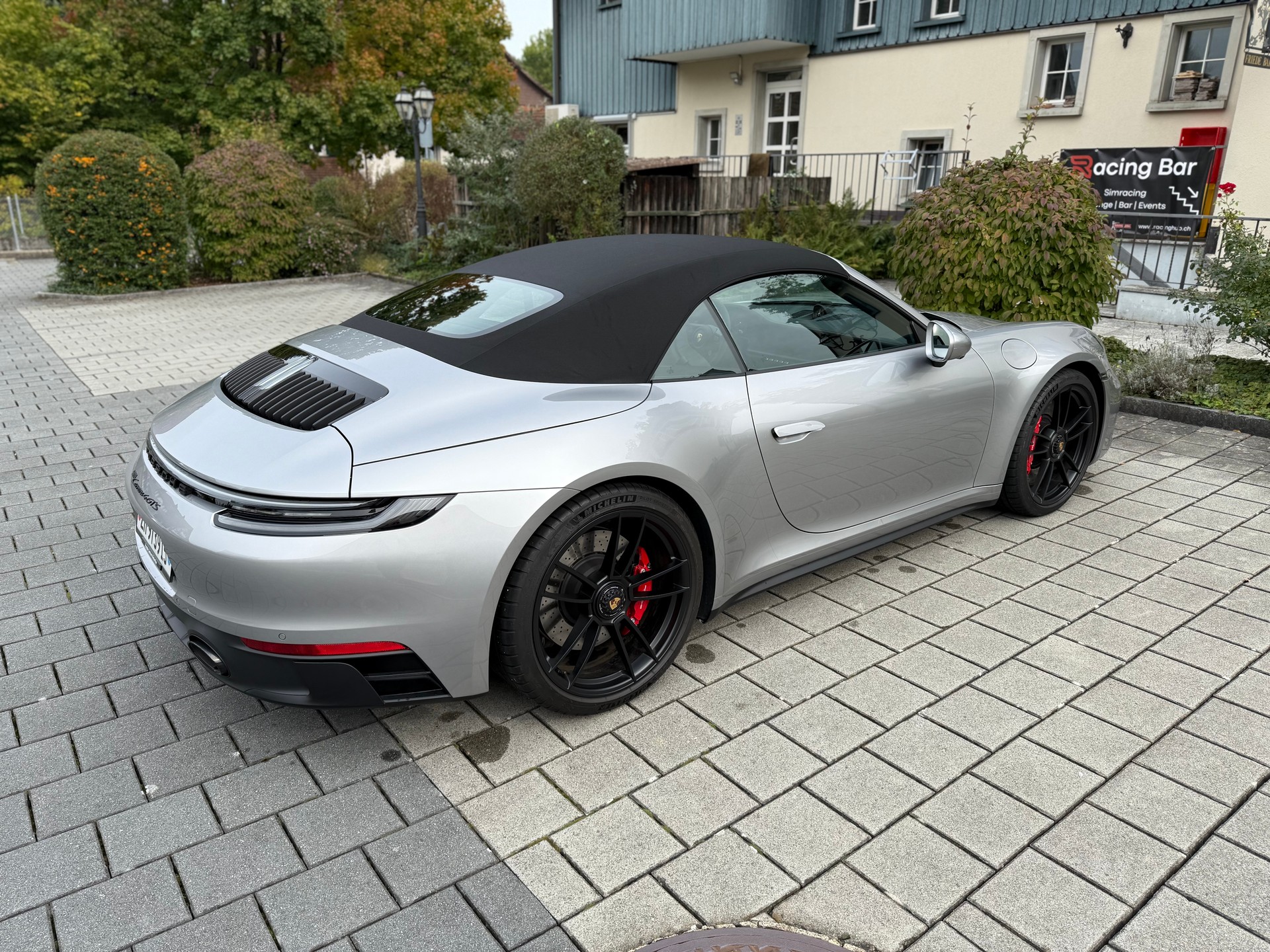 PORSCHE 911 Carrera 4 GTS Cabriolet PDK-image-2