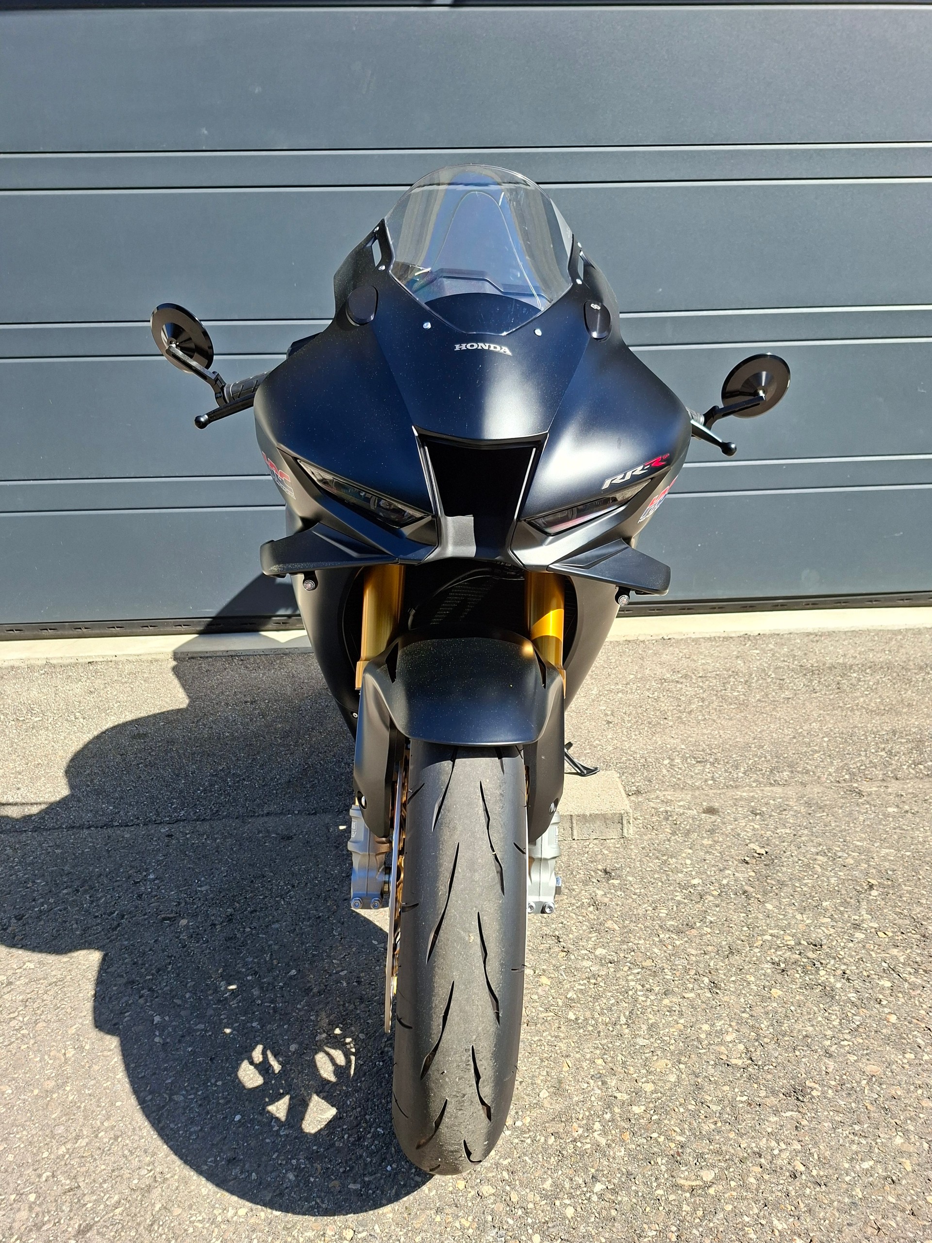 HONDA CBR 1000 RR-R SP "Limited Edition"-image-6