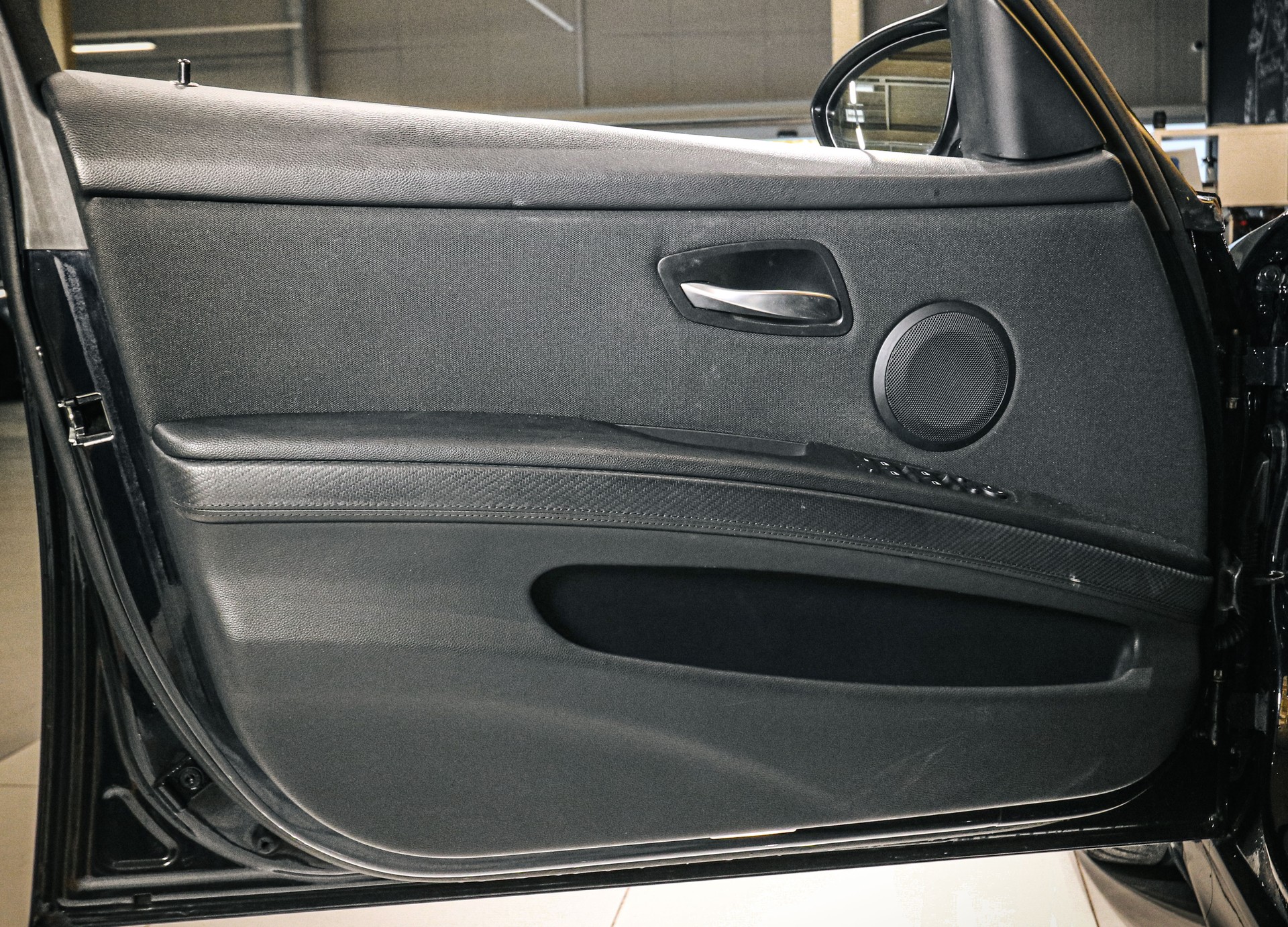 BMW M3 E90 Sedan DSG (S65)-image-15