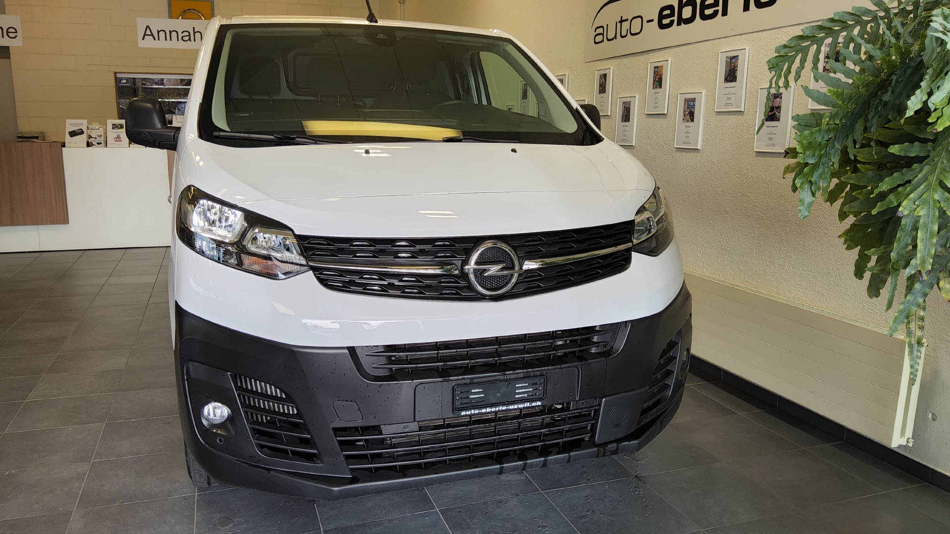 OPEL Vivaro Cargo XL 2.0 D 144 S/S-image-15