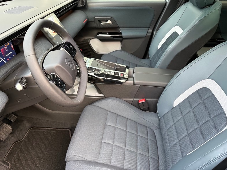 CITROEN C5 Aircross 1.2 Hybrid Plus-showroom-element-2