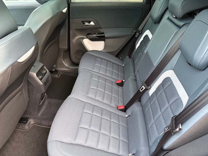 CITROEN C5 Aircross 1.2 Hybrid Plus-showroom-element-3