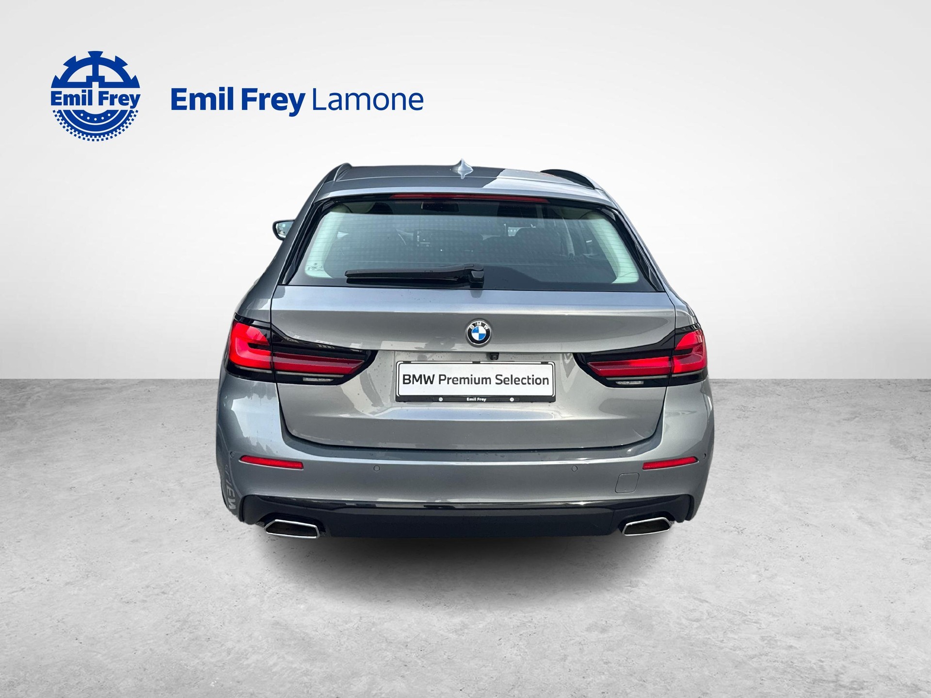 BMW 520d xDrive Touring-image-4