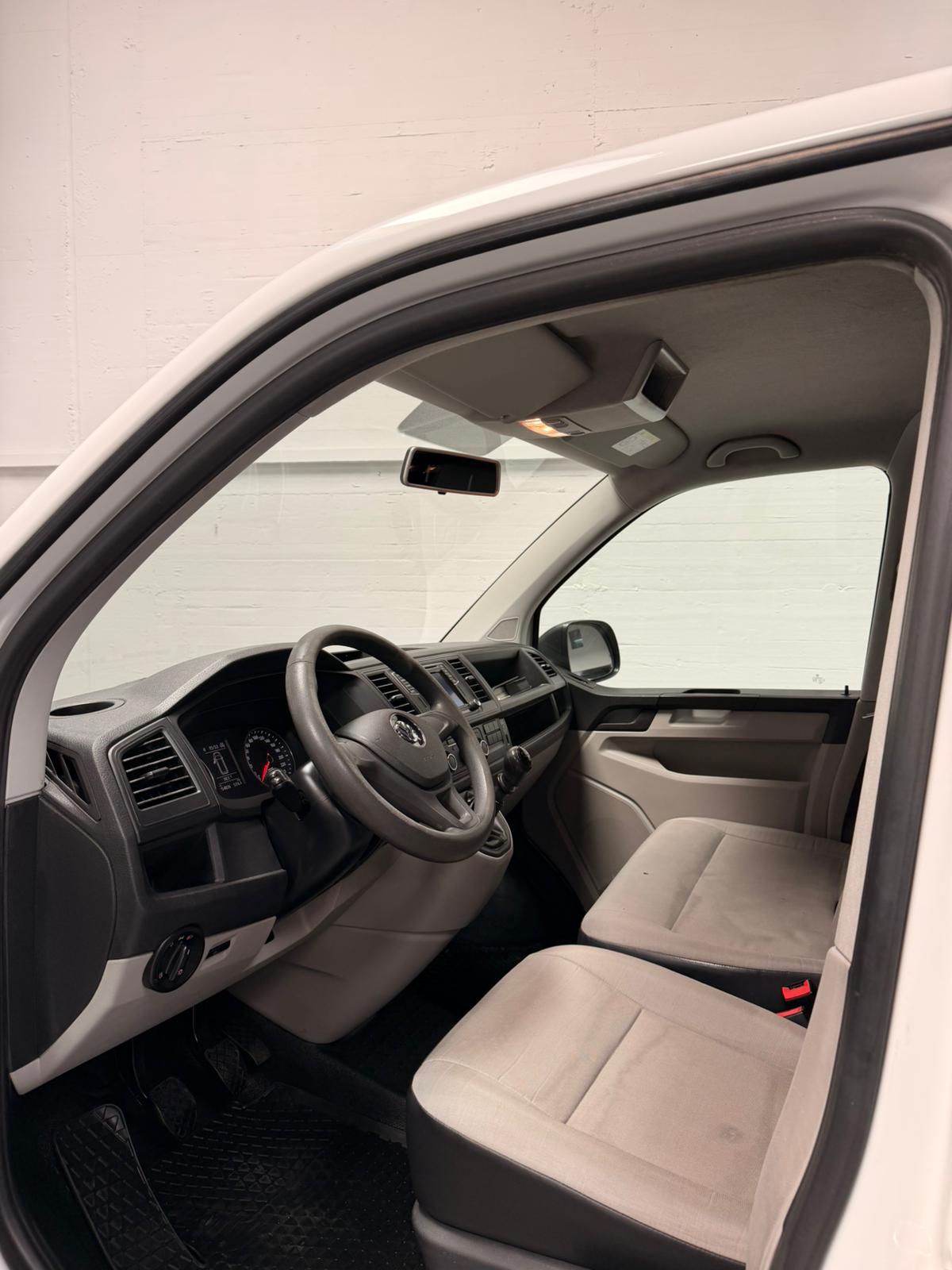 VW T6 2.0 TDI 4Motion Ab MFK Anhängerkupplung 2 Schiebetüren Erhöhtes Gesamtgewicht 3000kg-image-10