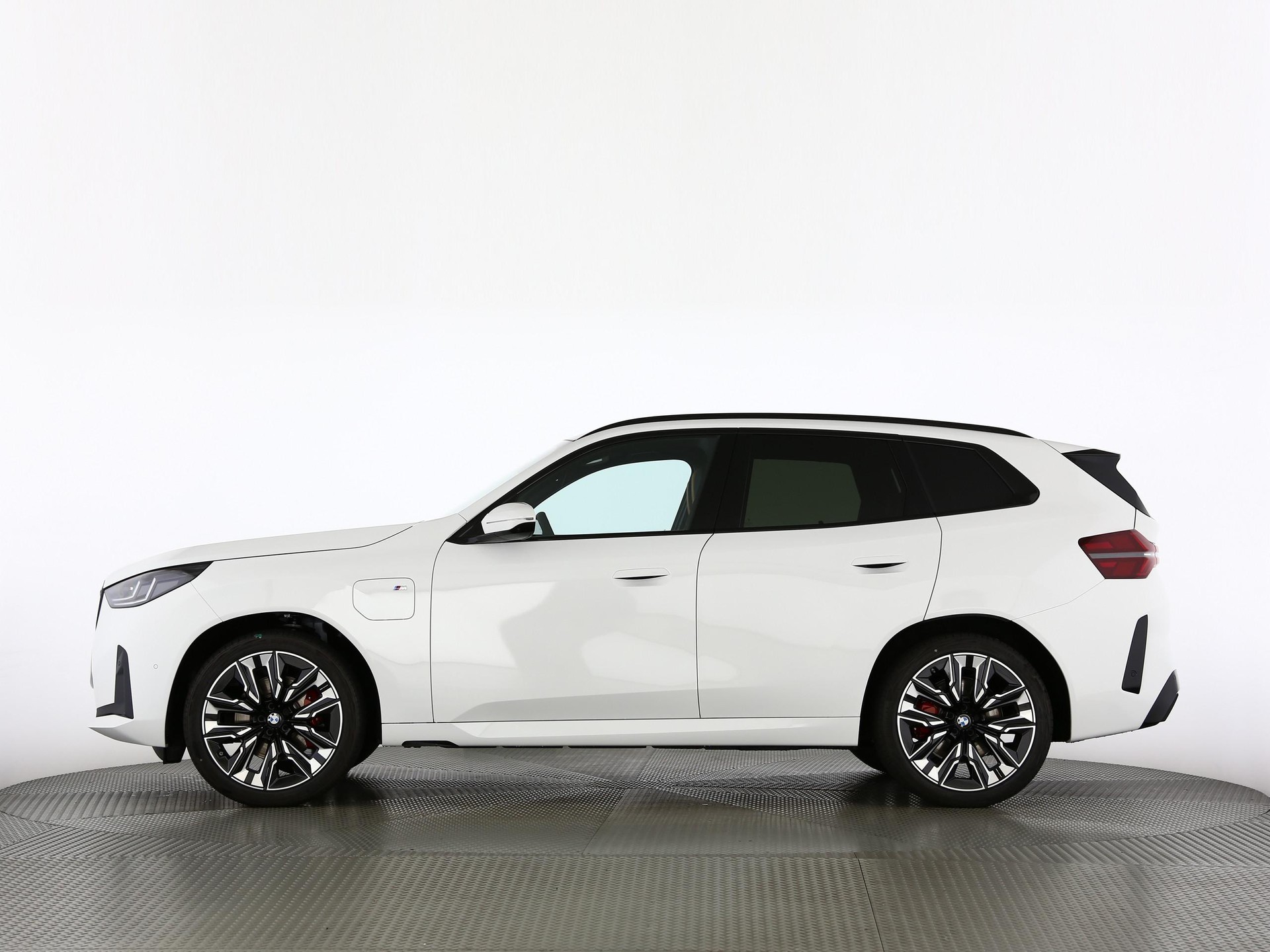 BMW X3 30e xDrive-image-11