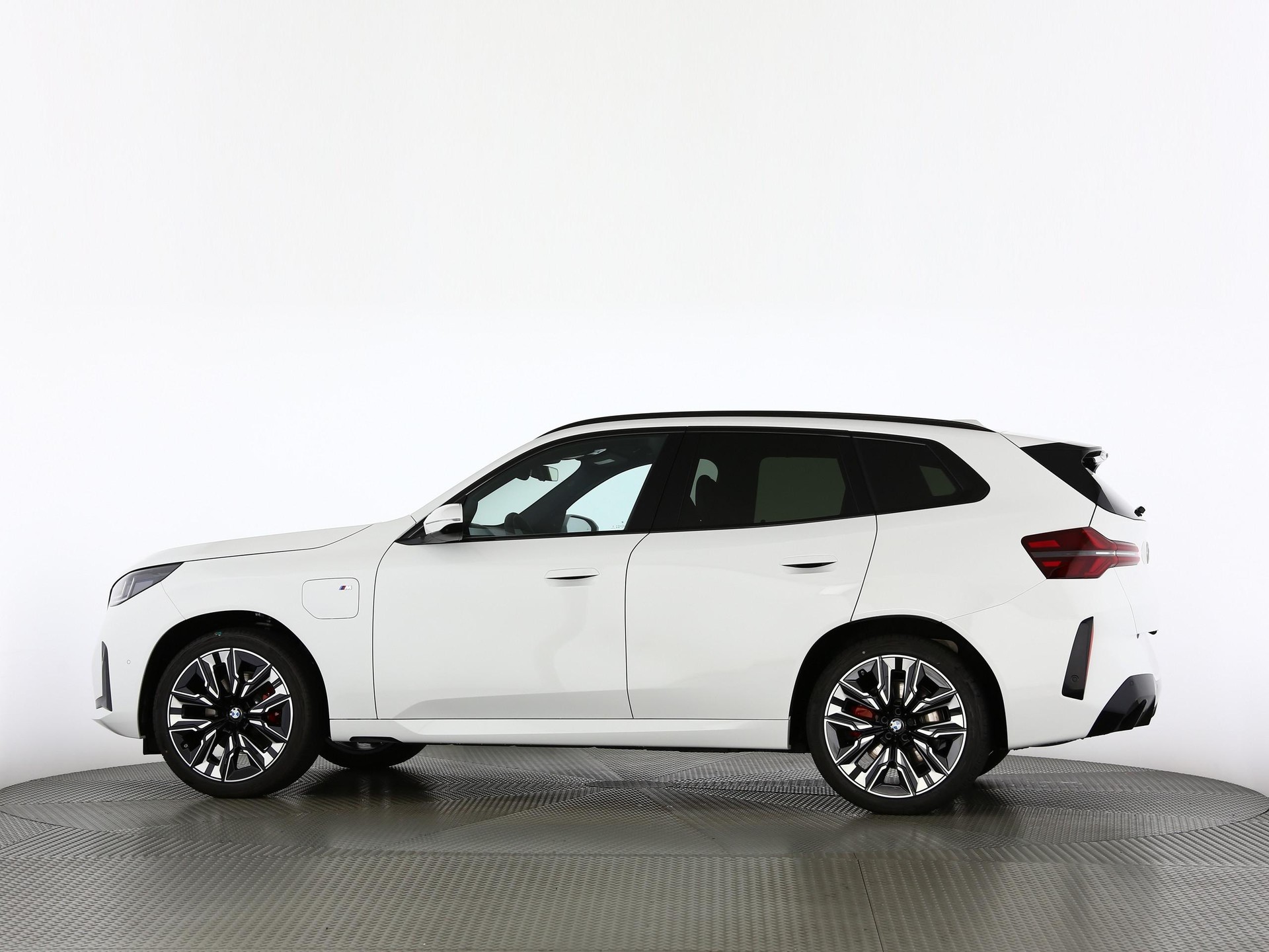 BMW X3 30e xDrive-image-12