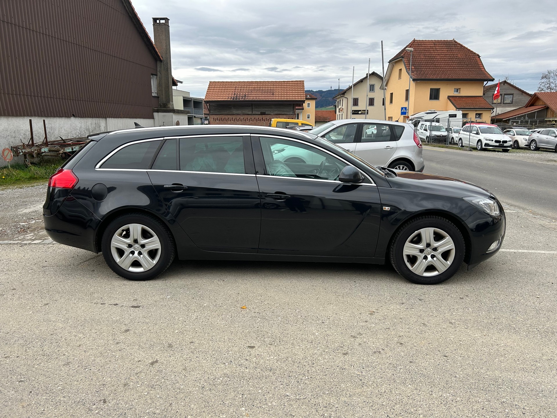 OPEL Insignia ST 2.0 CDTI Active Edition Aut.-image-1