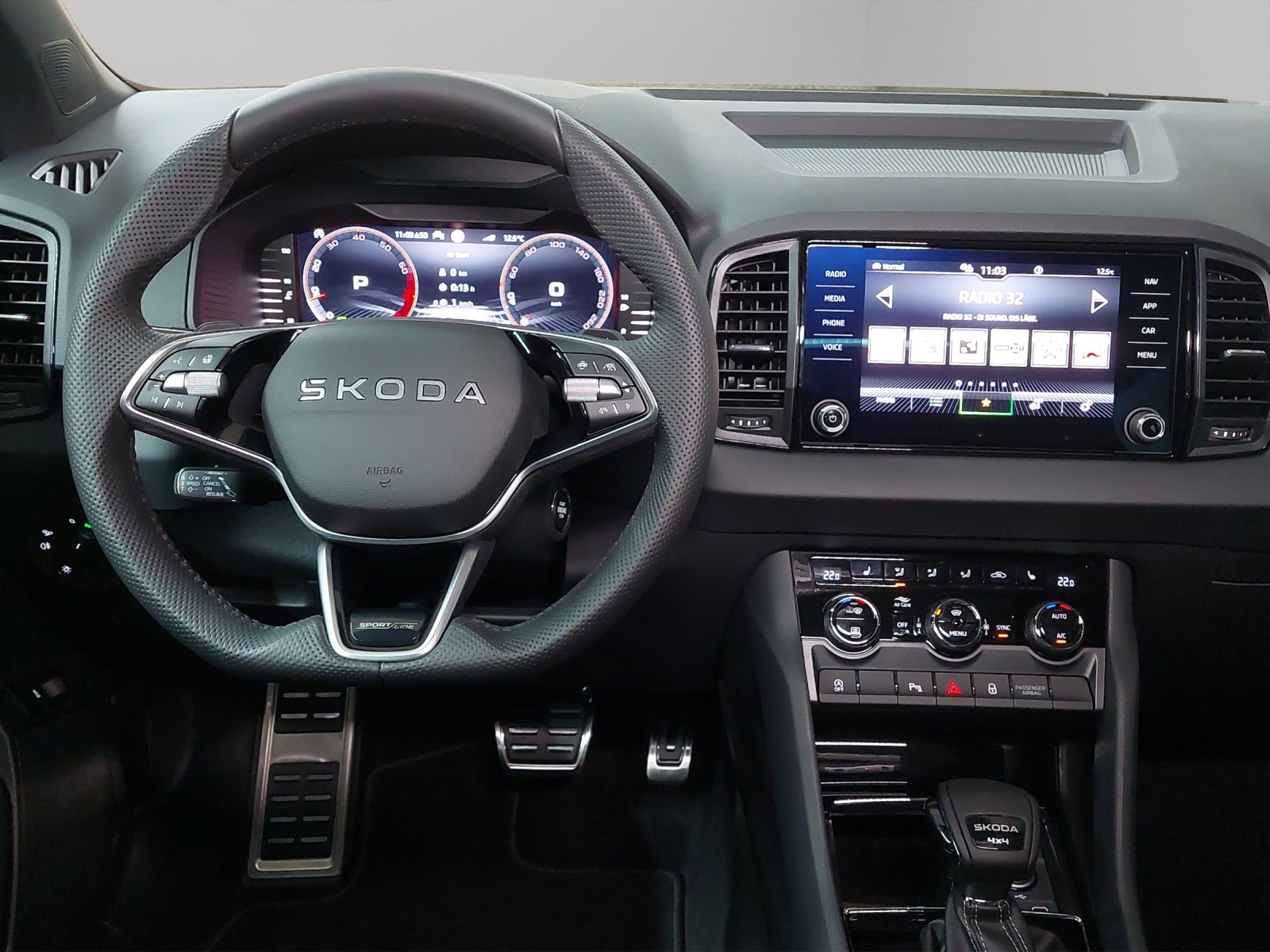 SKODA Karoq 2.0 TSI SportLine 4x4 DSG-image-6