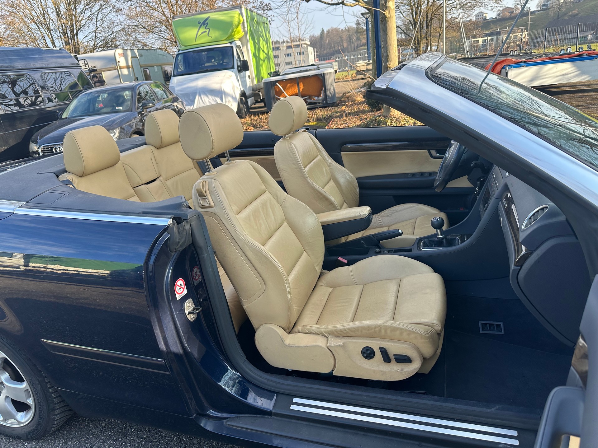 AUDI Cabrio Quattro-image-9