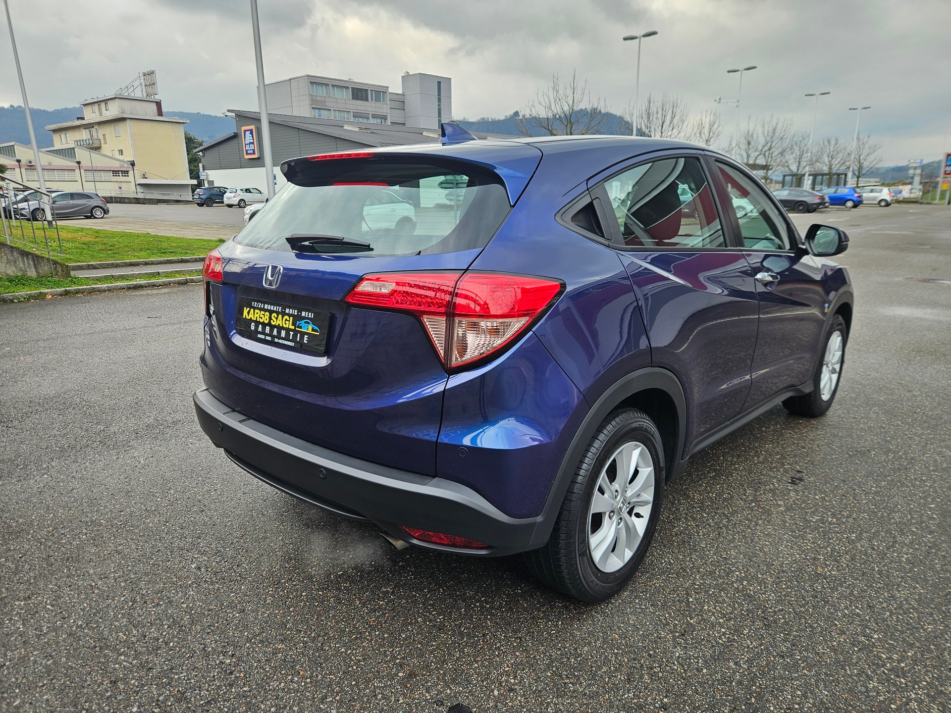 HONDA HR-V 1.5i-VTEC Elegance-image-2