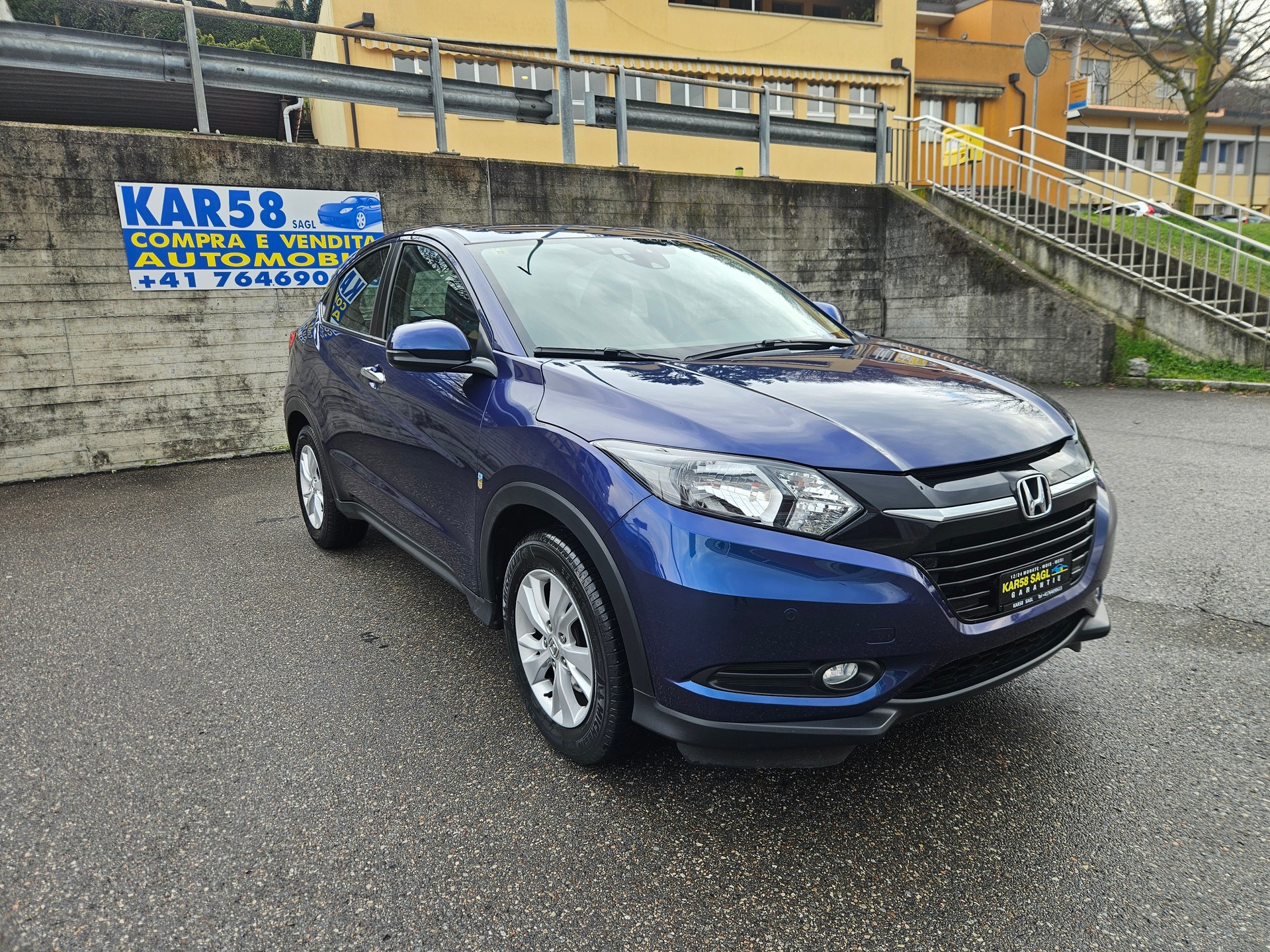 HONDA HR-V 1.5i-VTEC Elegance-image-1
