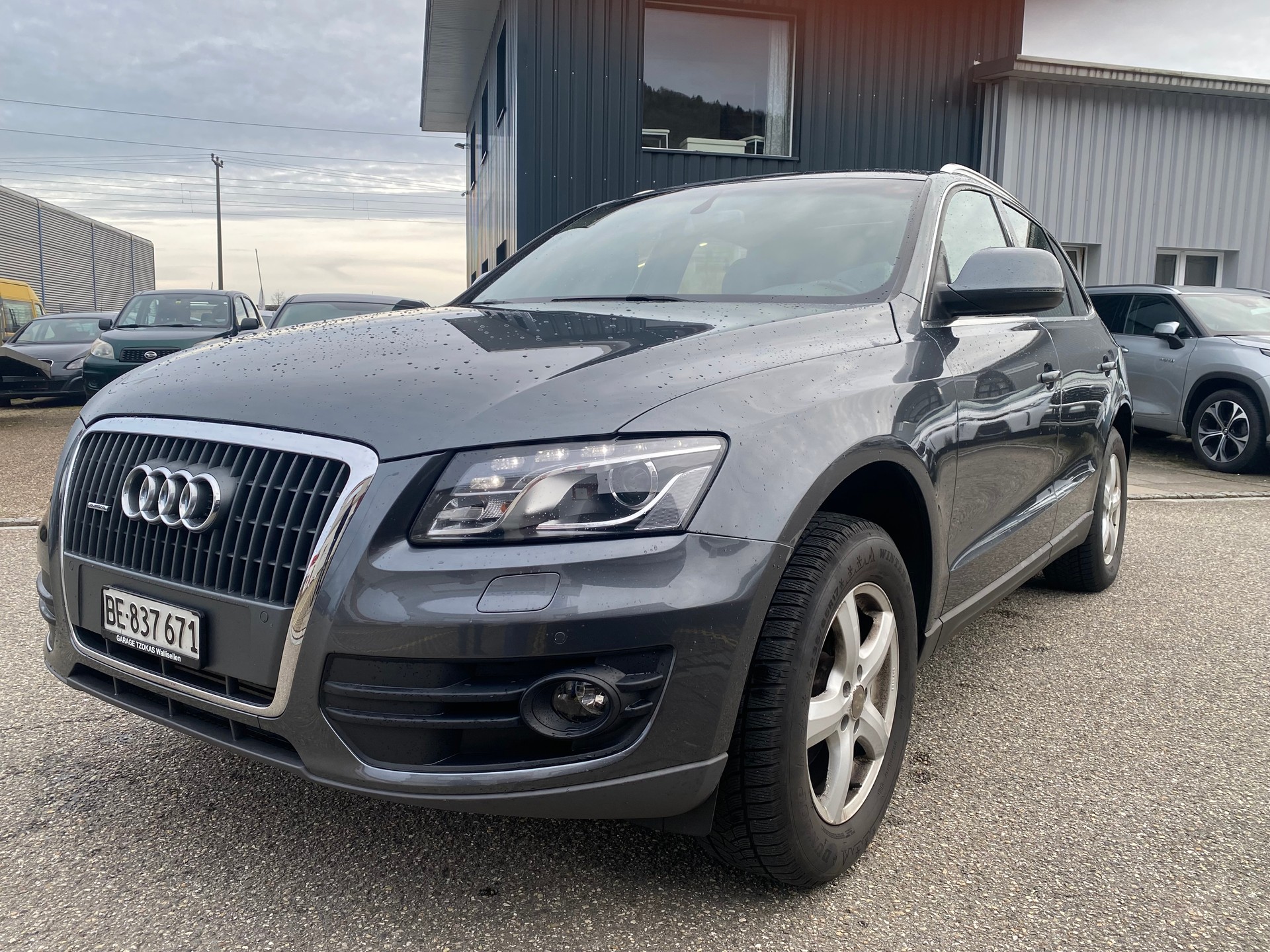 AUDI Q5 2.0 TFSI quattro S-tronic-image-0