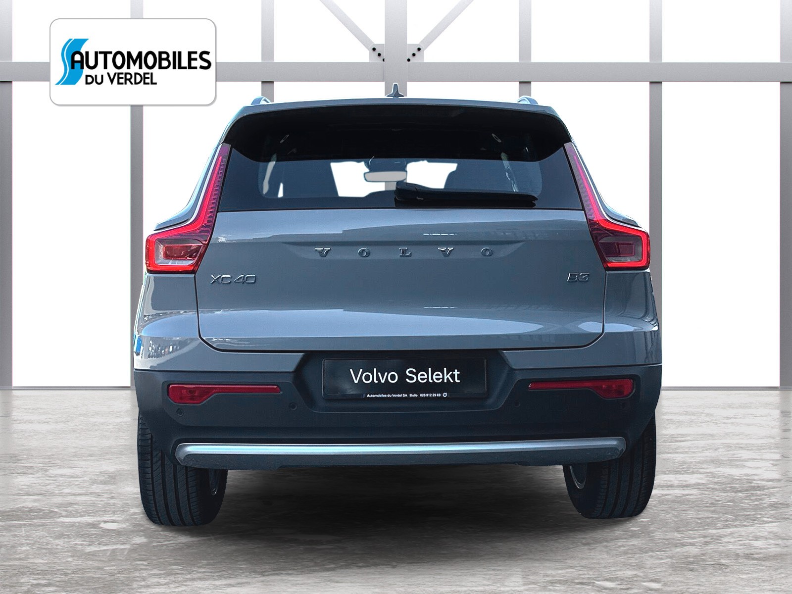 VOLVO XC40 2.0 B3 MH Core-image-3
