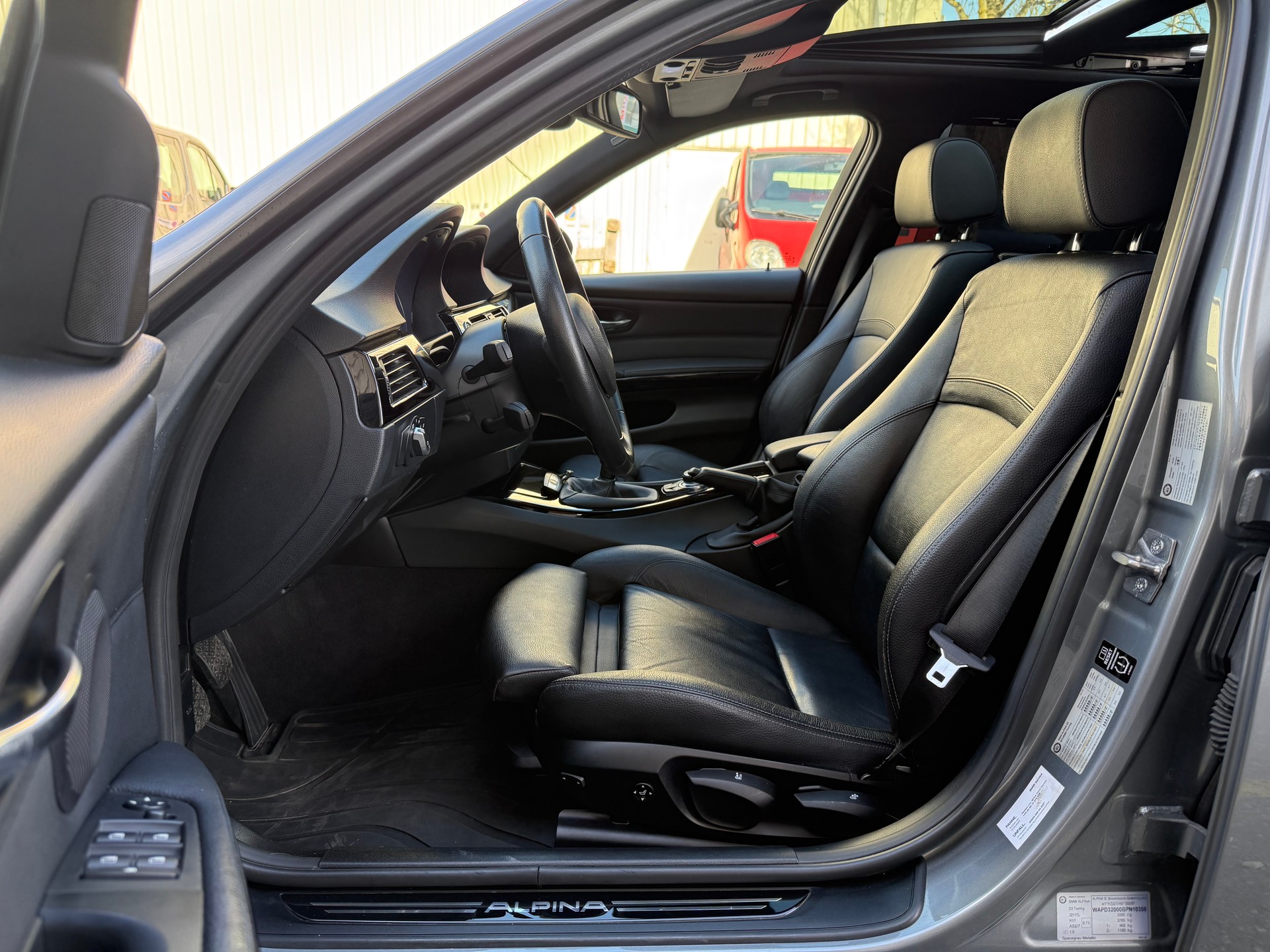 BMW-ALPINA D3 BiTurbo Touring 2.0d Facelift Panorama Dach NR.358-image-11