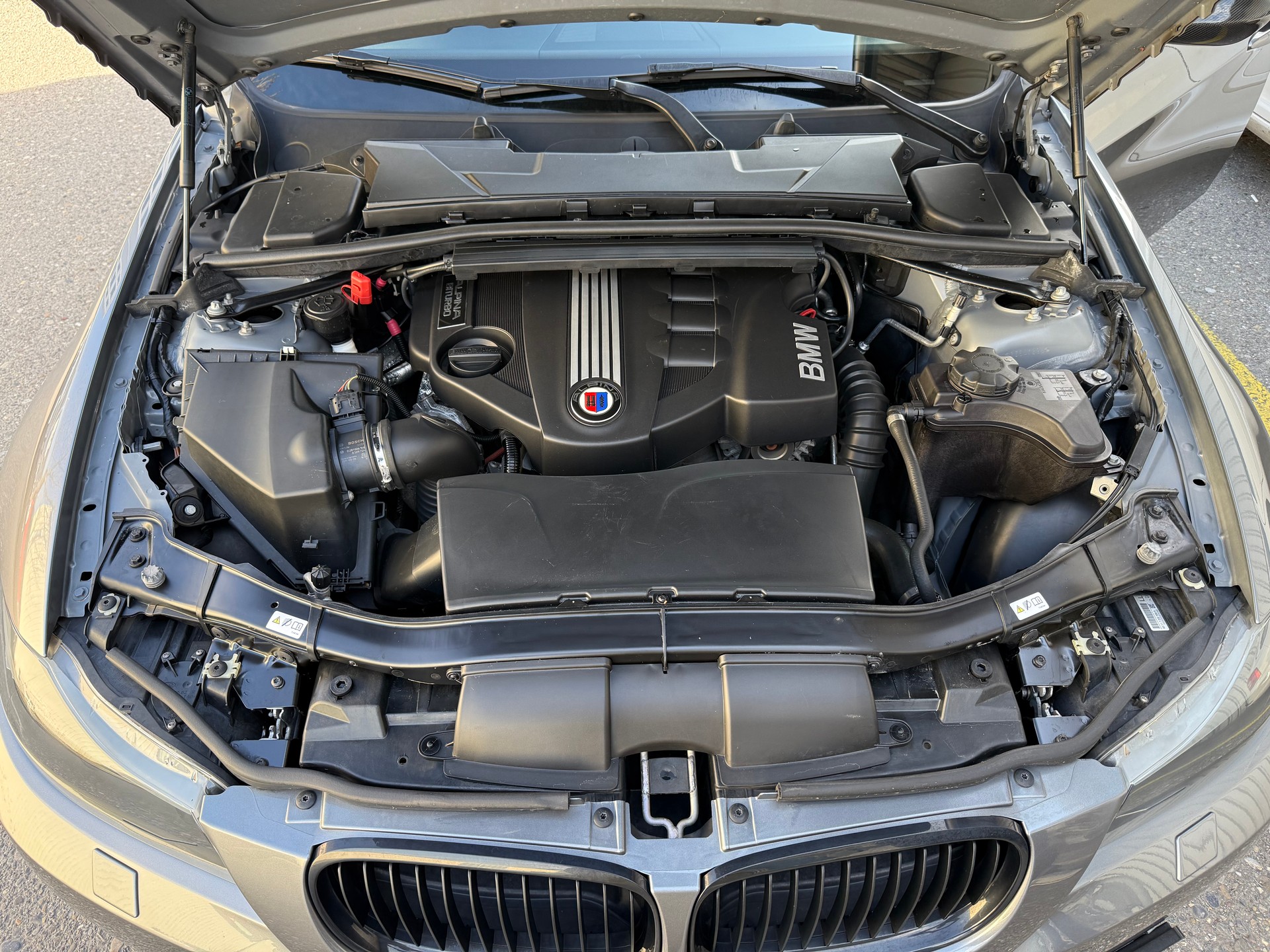 BMW-ALPINA D3 BiTurbo Touring 2.0d Facelift Panorama Dach NR.358-image-7