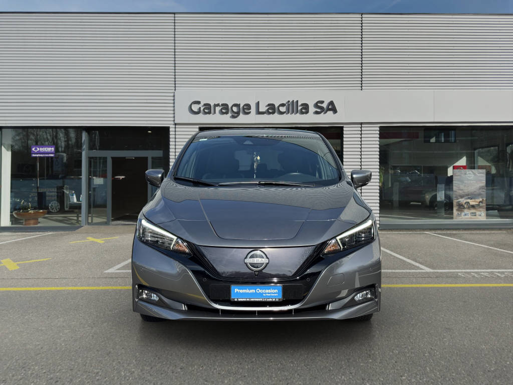 NISSAN Leaf Tekna 217 ch-showroom-element-1