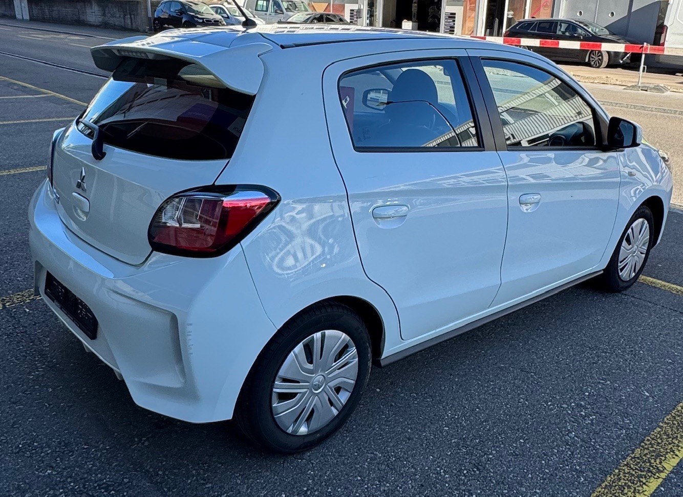 MITSUBISHI Space Star 1.2 CVT Inform-image-4