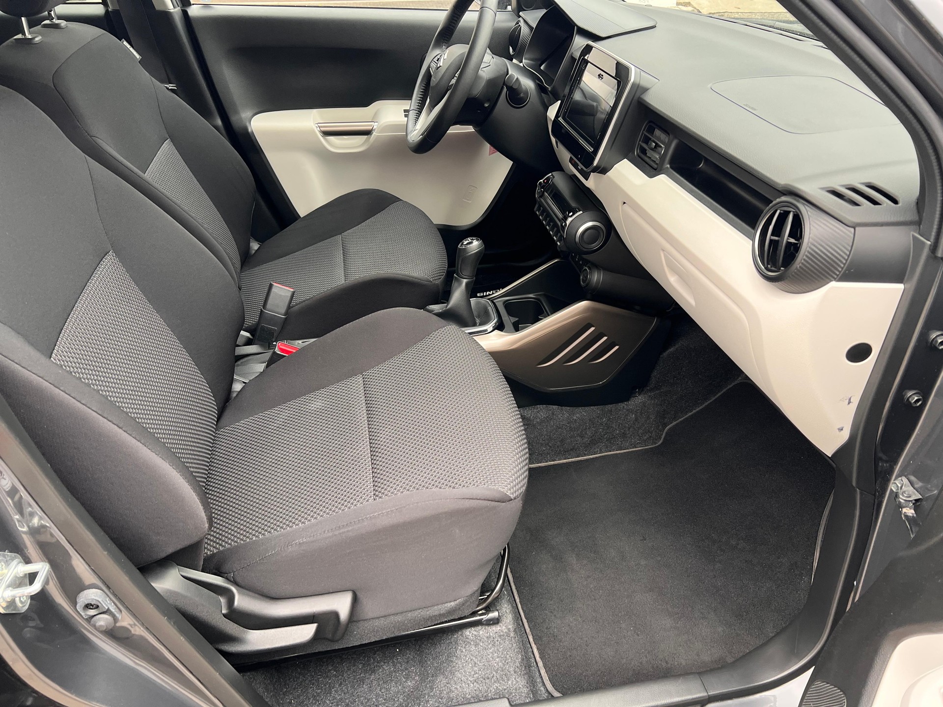 SUZUKI Ignis 1.2 Compact Top-image-13