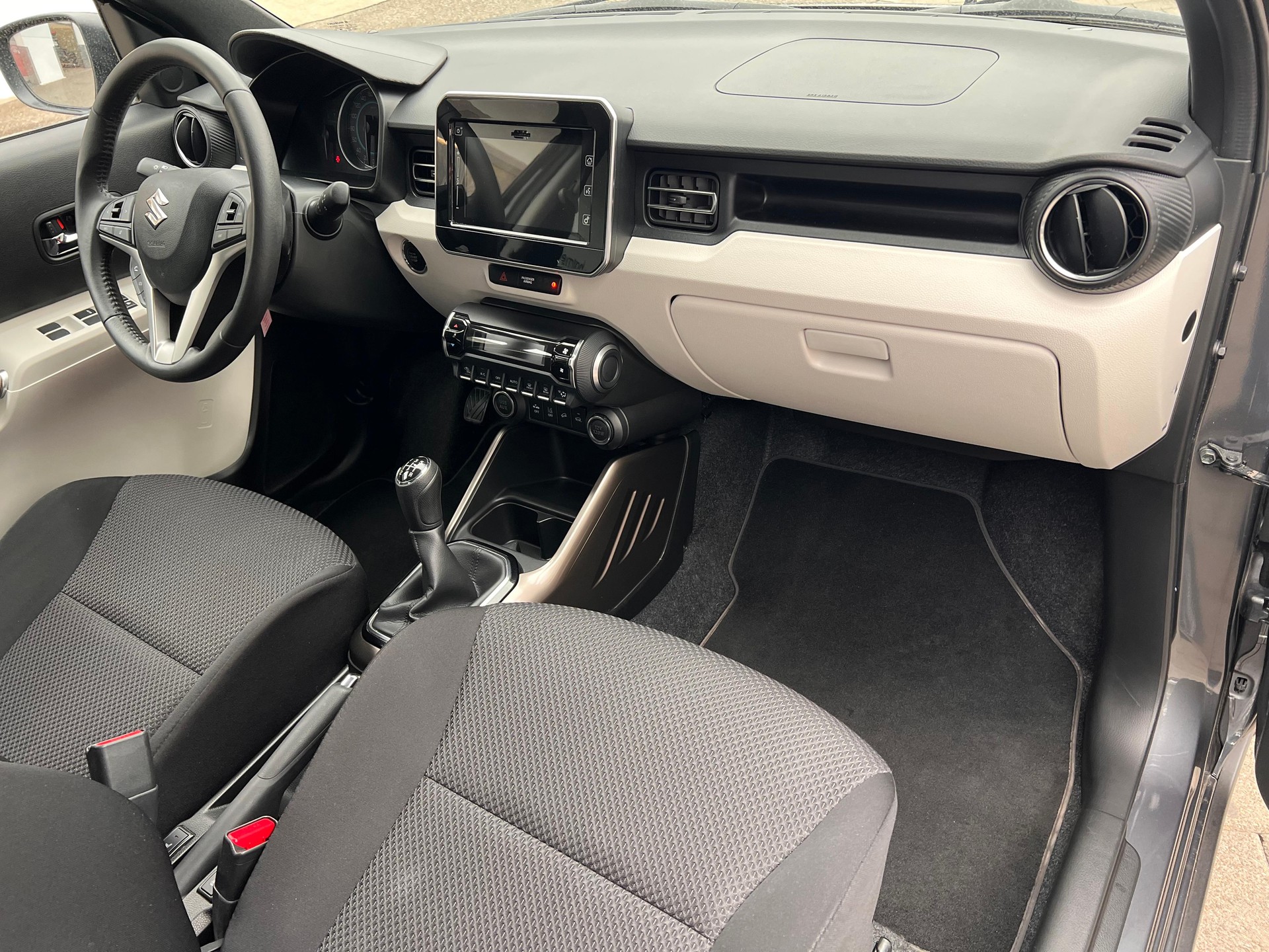 SUZUKI Ignis 1.2 Compact Top-image-14