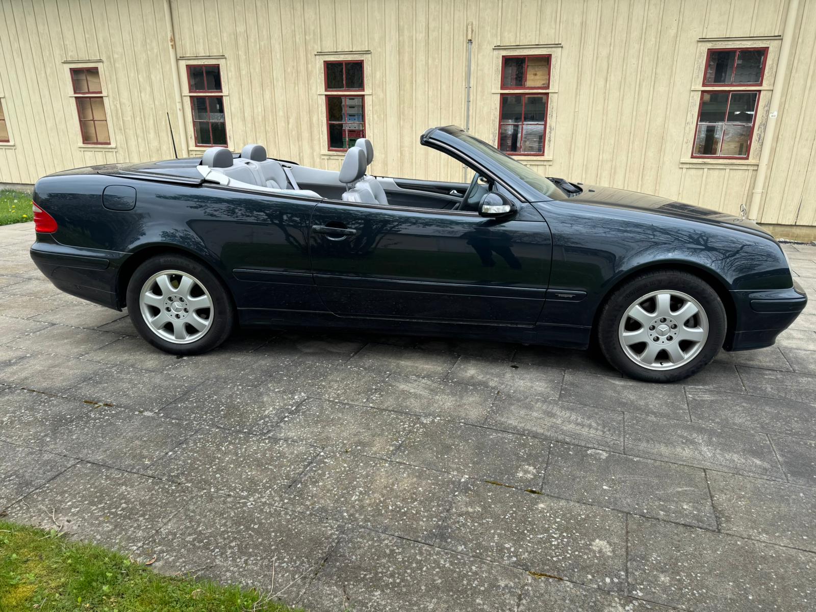 MERCEDES-BENZ CLK 230 K Avantgarde-image-4