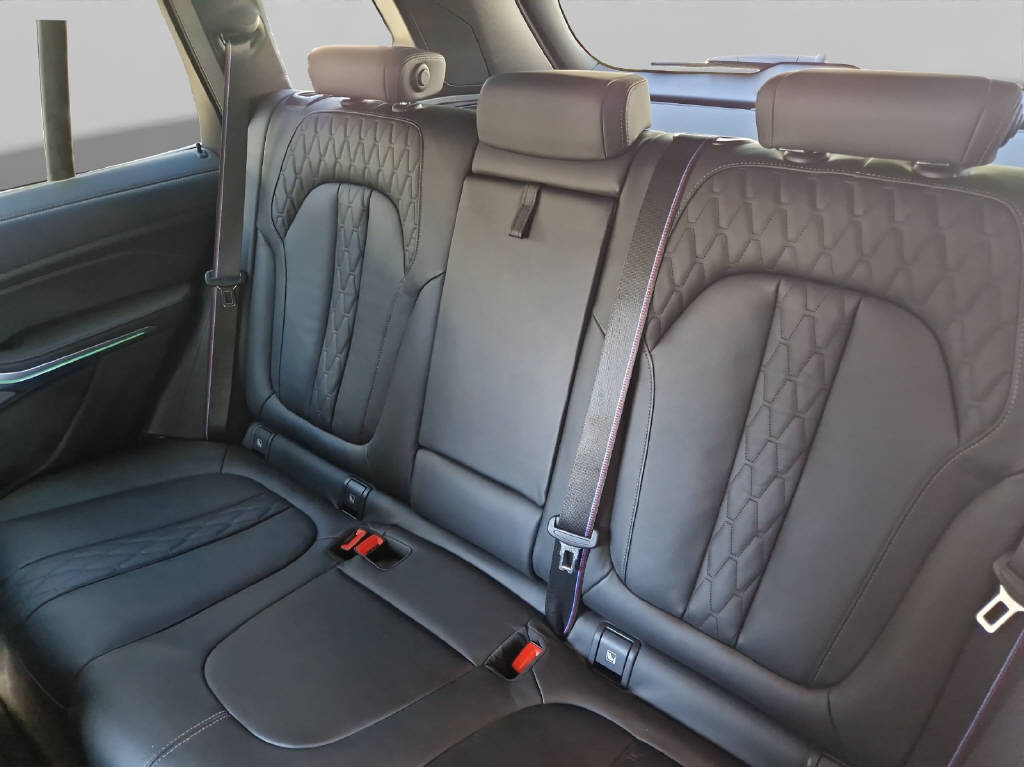 BMW X5 40d xDrive SAG-image-13