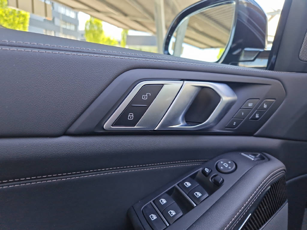 BMW X5 40d xDrive SAG-image-16