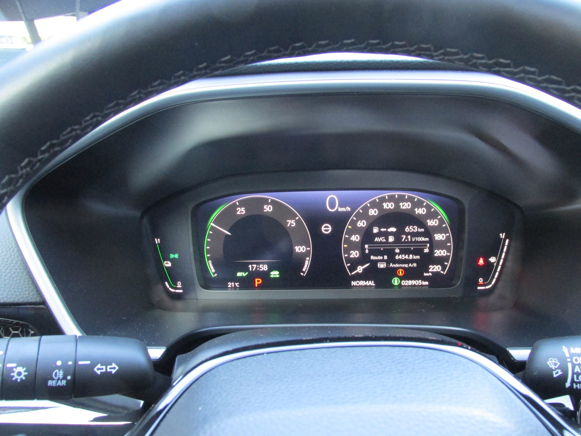 HONDA CR-V 2.0i MMD Hybrid Elegance 4WD Automatic-image-11