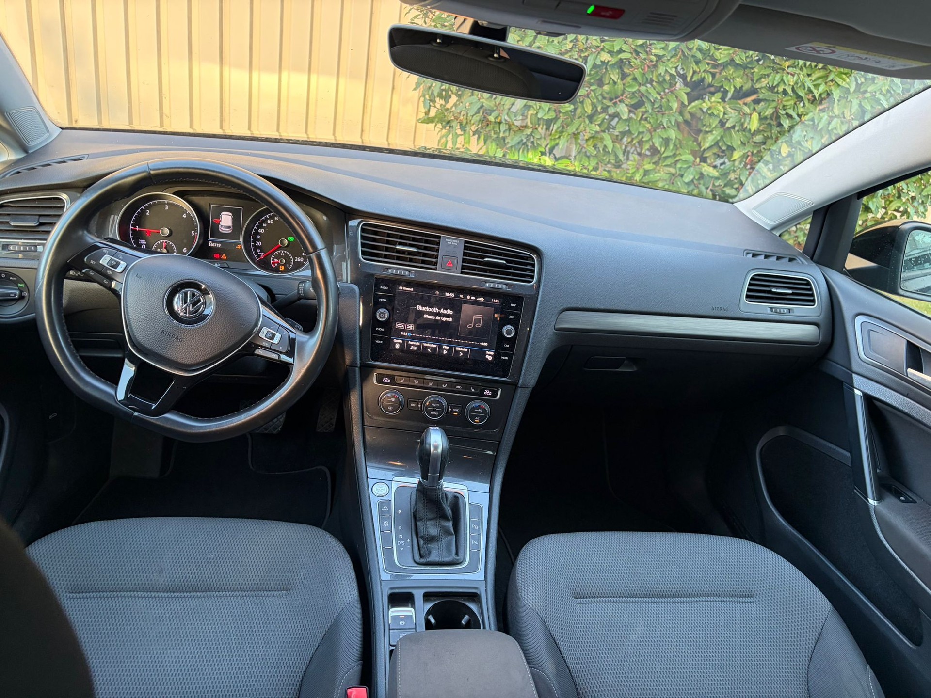 VW Golf 2.0 TDI Highline 4Motion DSG-image-8