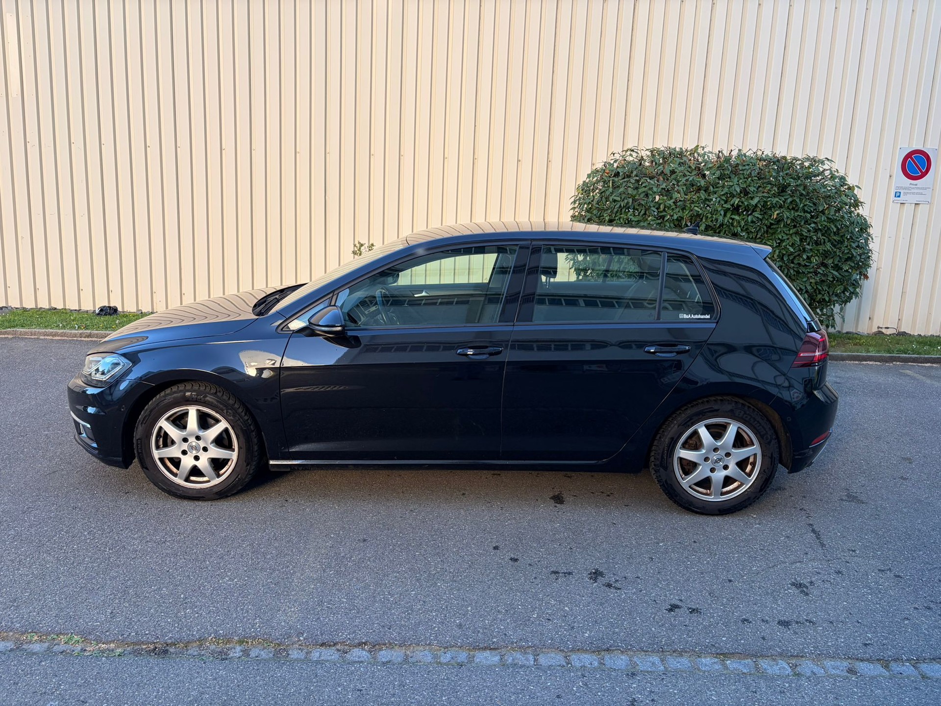 VW Golf 2.0 TDI Highline 4Motion DSG-image-6